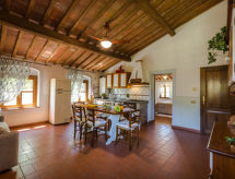 Ruim Toscaans appartement op heuvel bij Peccioli met zwembad en uitzicht - thumbnail 4