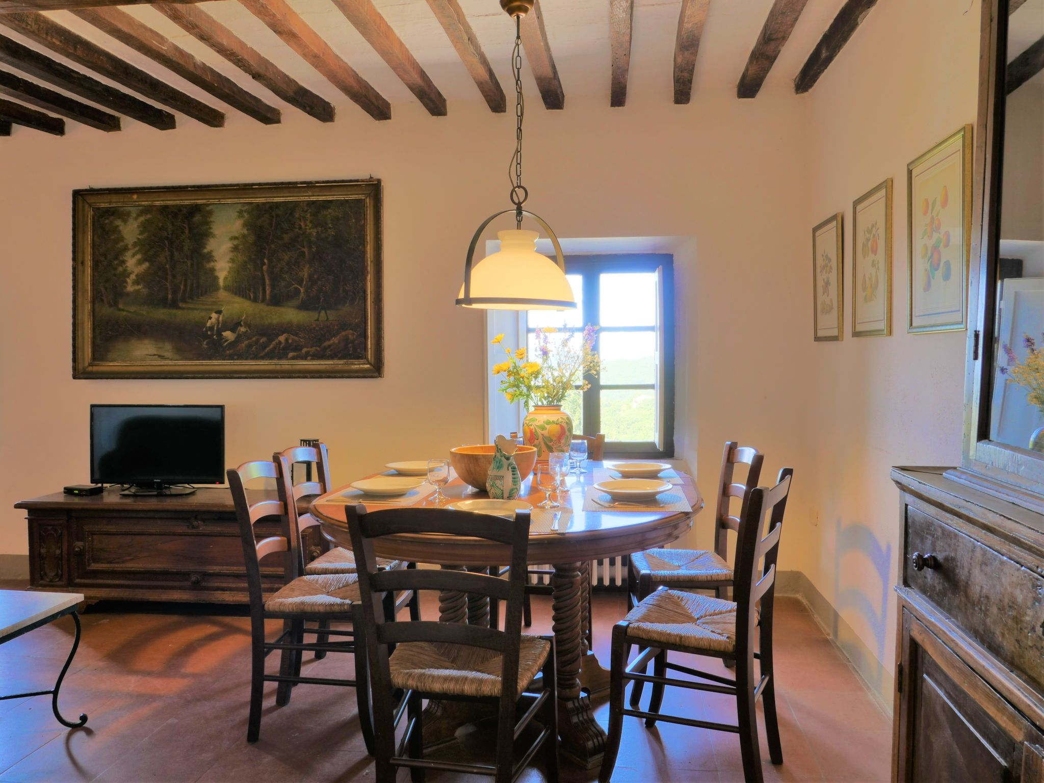 Kitchen / Dining Room