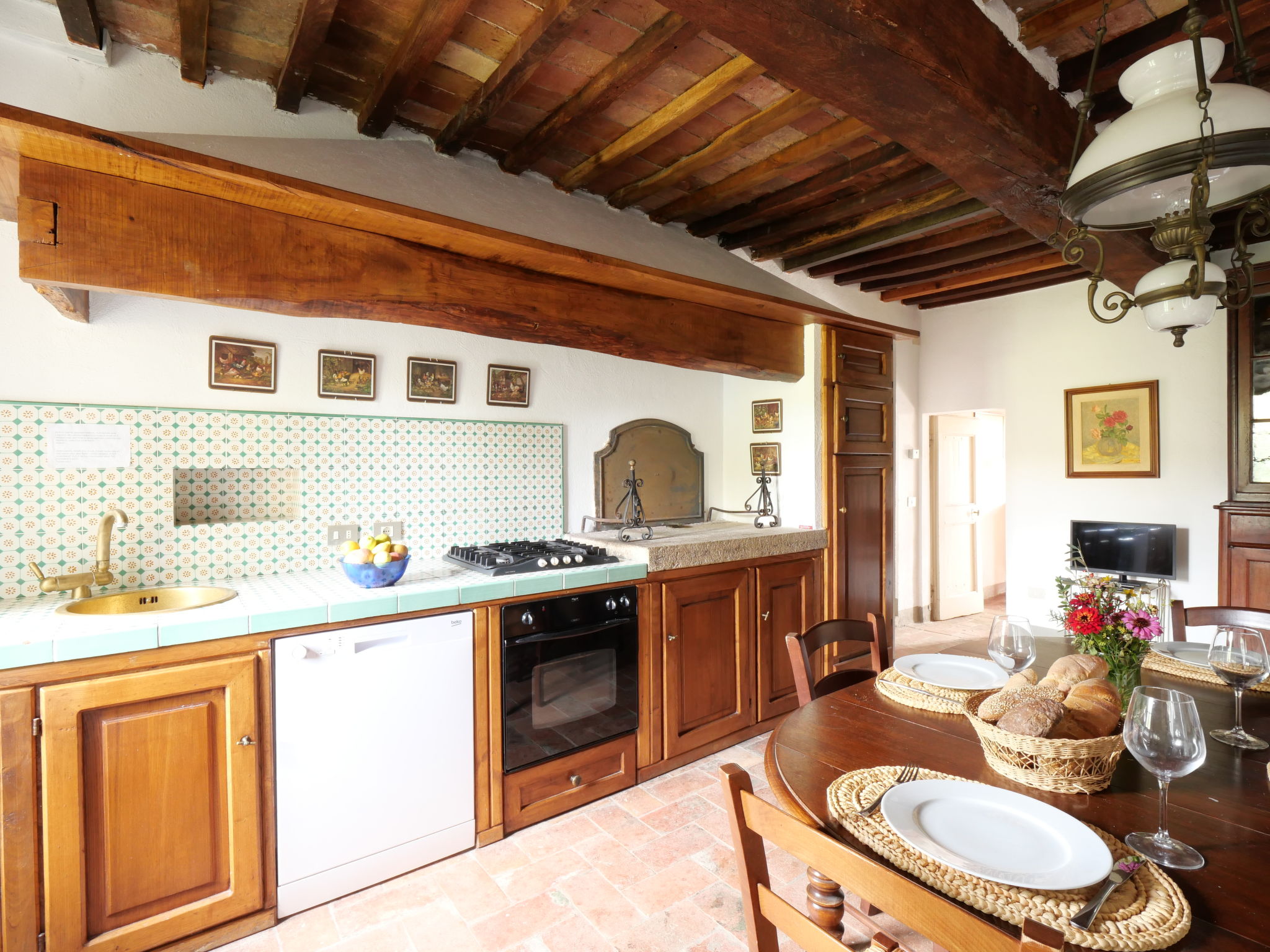 Kitchen / Dining Room