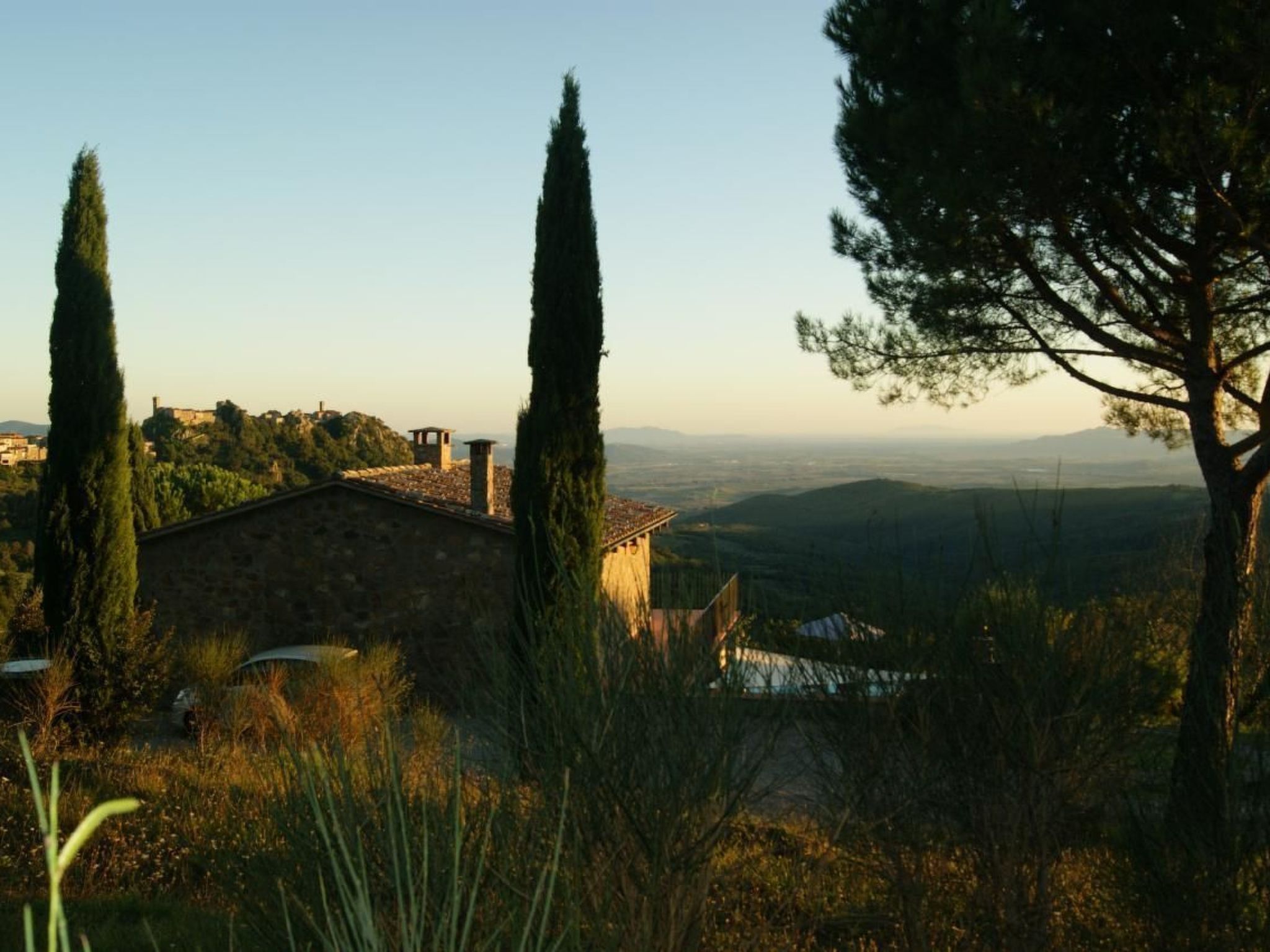 Private Naturstein-Villa in eigenem 2 ha Park mit Poolblick auf die Maremma - Image-tags.info