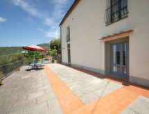 Heuveltop appartement nabij Florence met zwembad en uitzicht - thumbnail 4