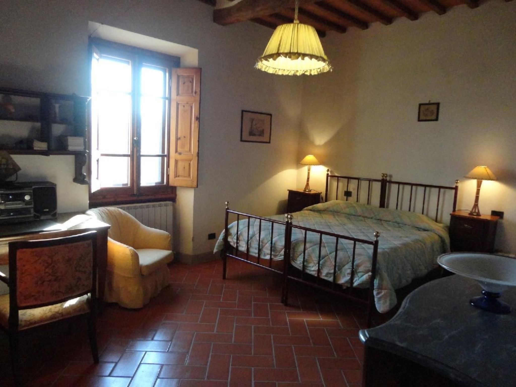 Drei-Zimmer-Wohnung in einem Bauernhaus im Zentrum der Toskana-Binnen