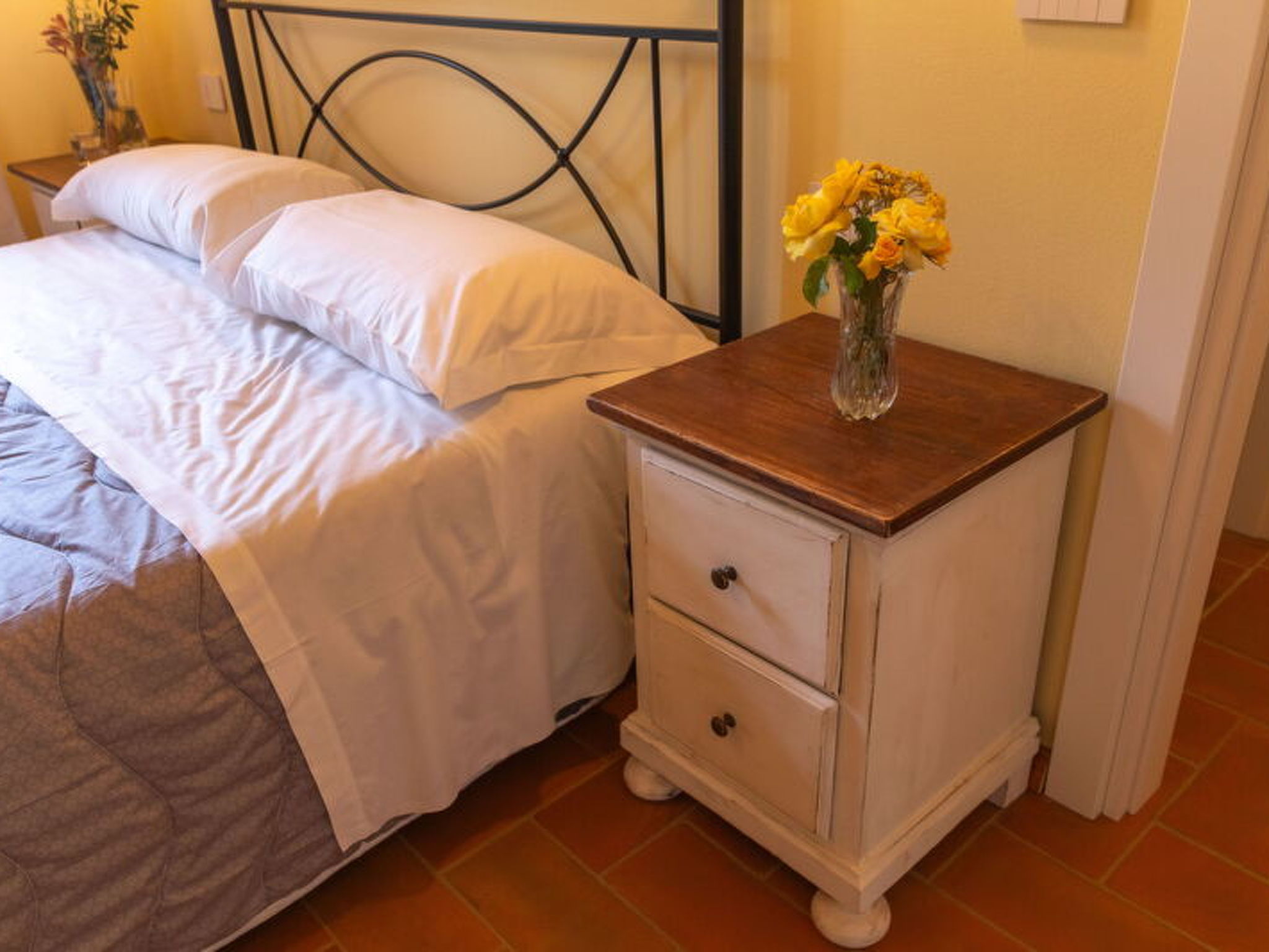 Marina's Lodge - Image-tags.info