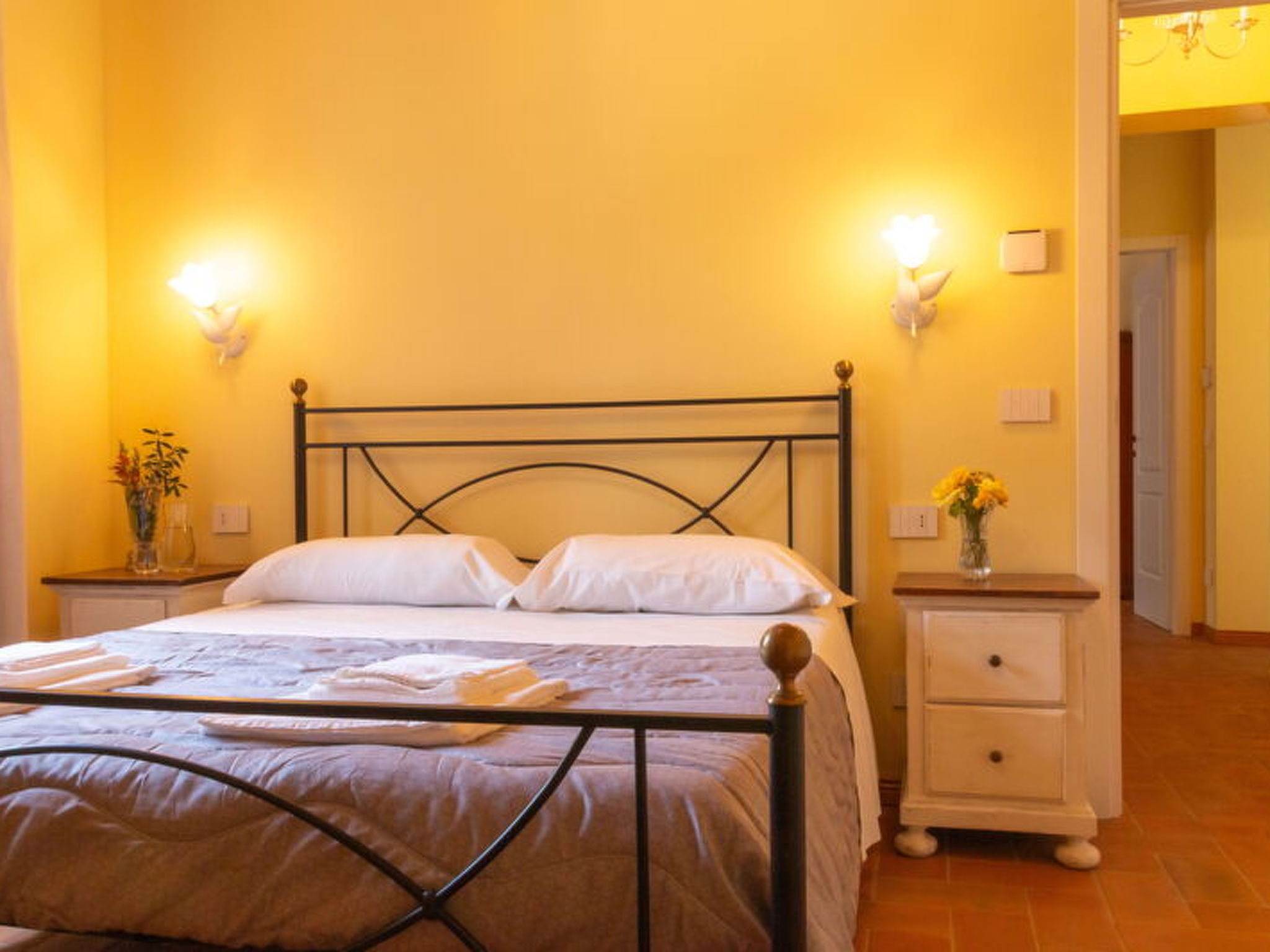 Marina's Lodge - Image-tags.info