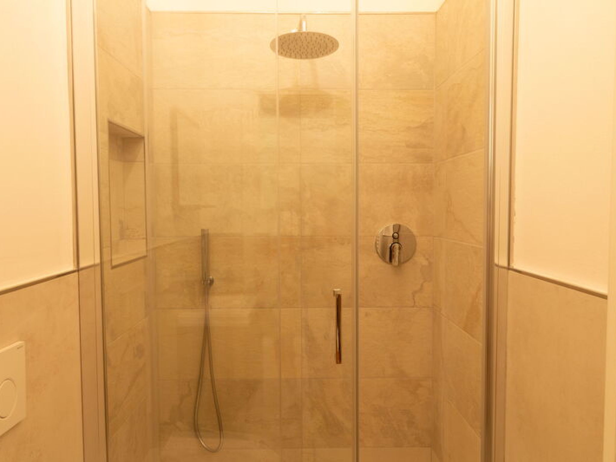 Marina's Lodge - Image-tags.info