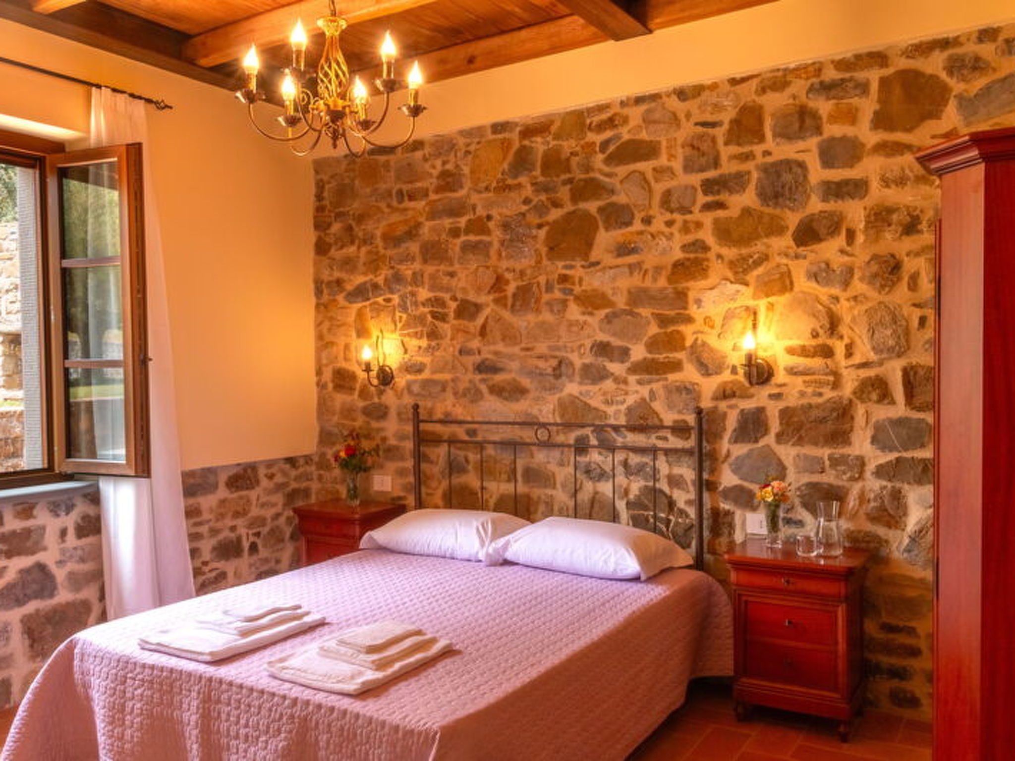 Marina's Lodge - Image-tags.info