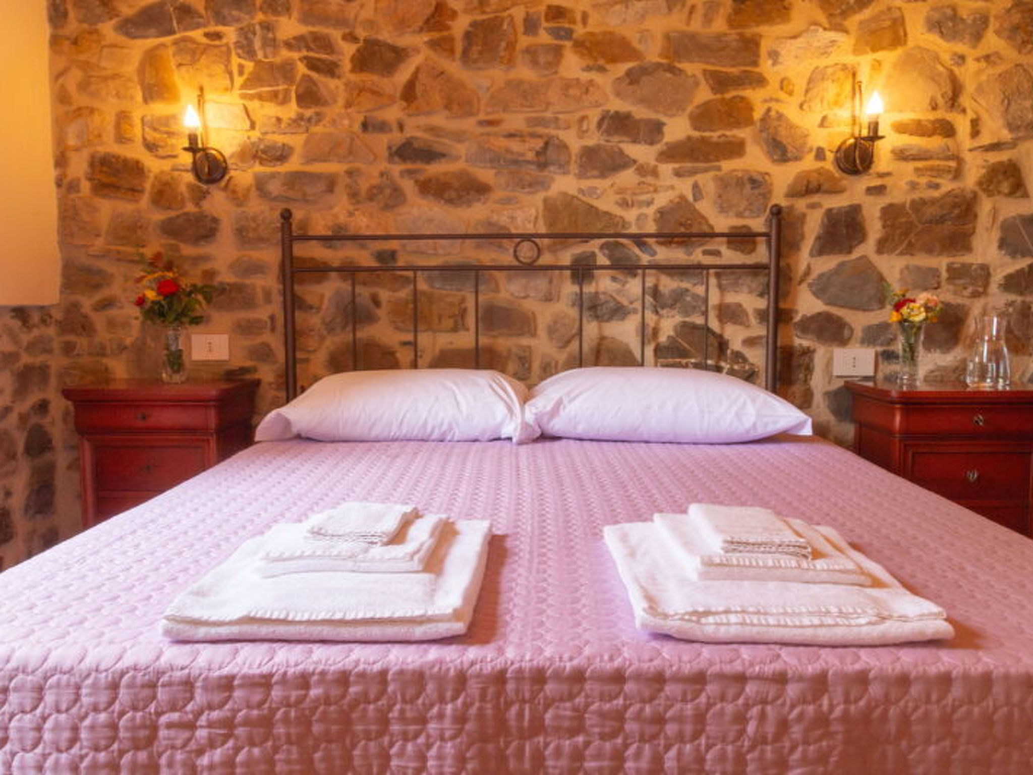 Marina's Lodge - Image-tags.info