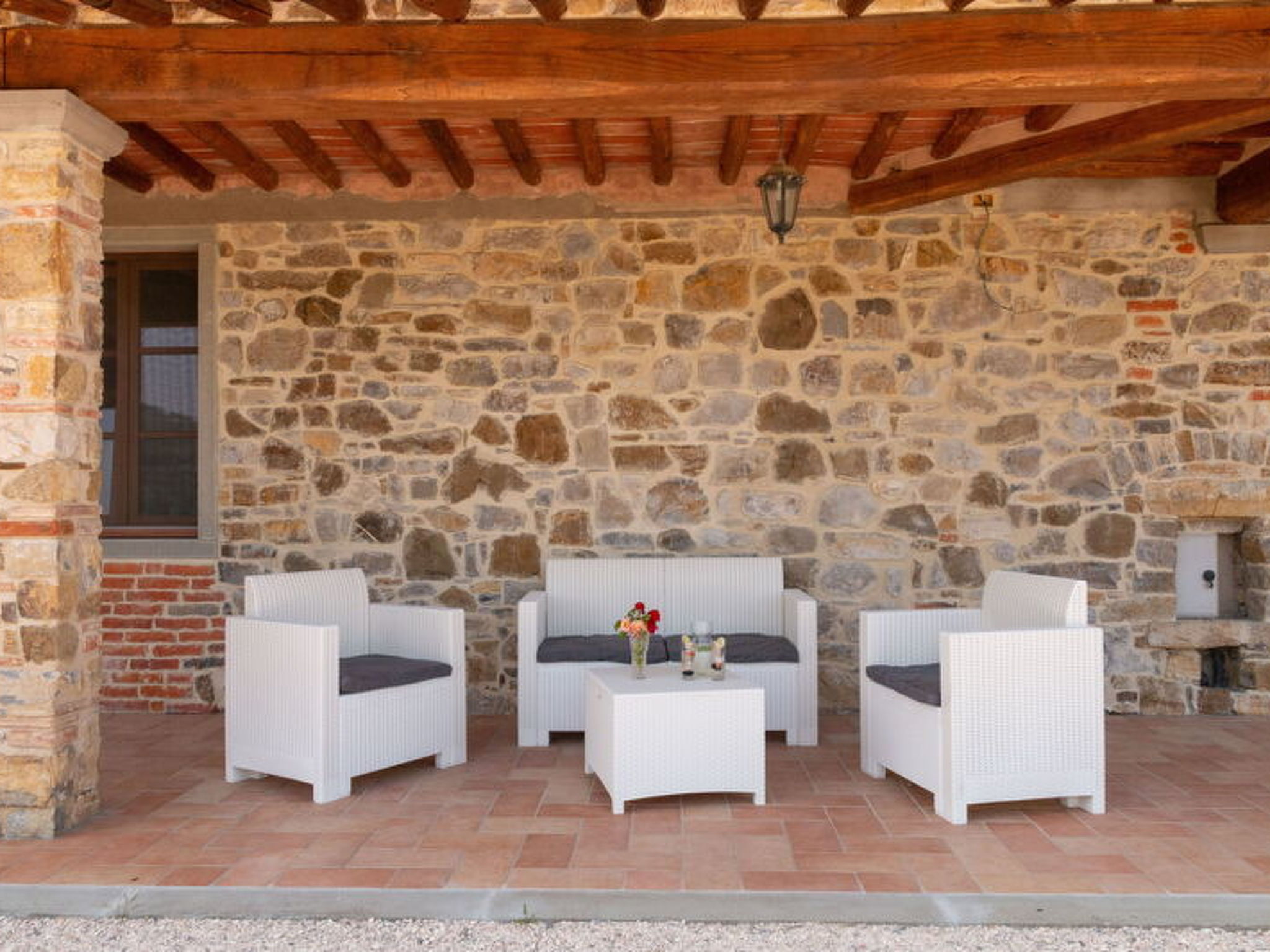 Marina's Lodge - Drinnen