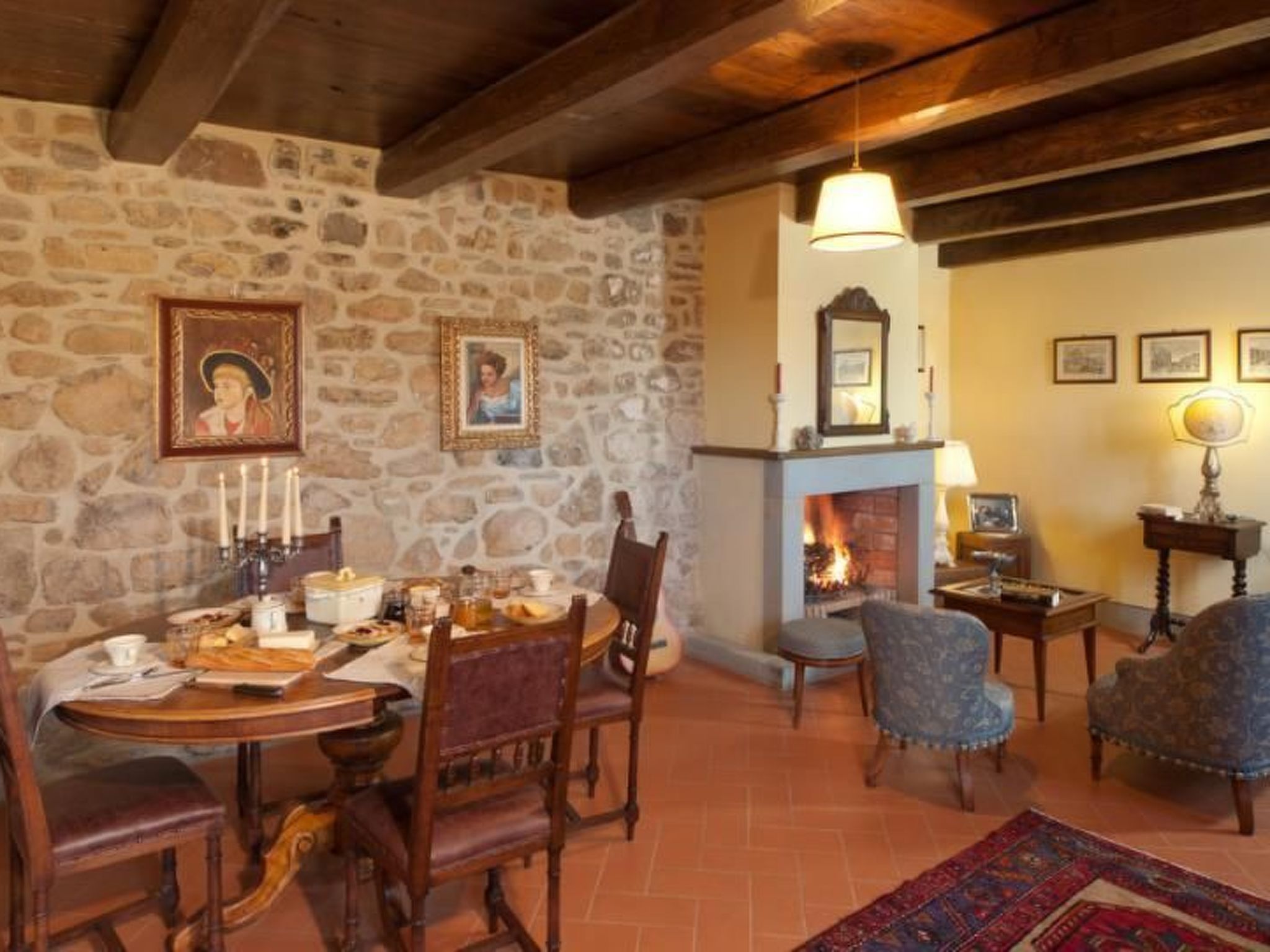 Villa Liz' Anwesen mit privatem Pool-Dedans