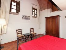 Sfeervol appartement met open slaapverdieping en tuin nabij de Toscaanse kust - thumbnail 4