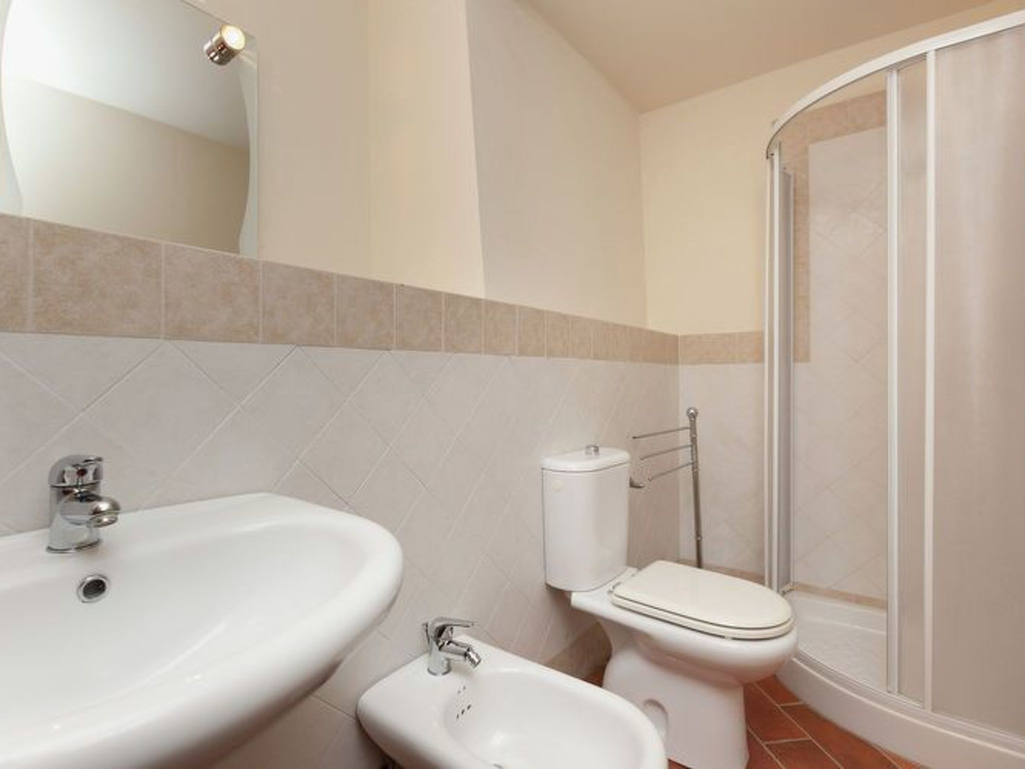 Apartment mit offenem Schlafboden und Garten-Dedans