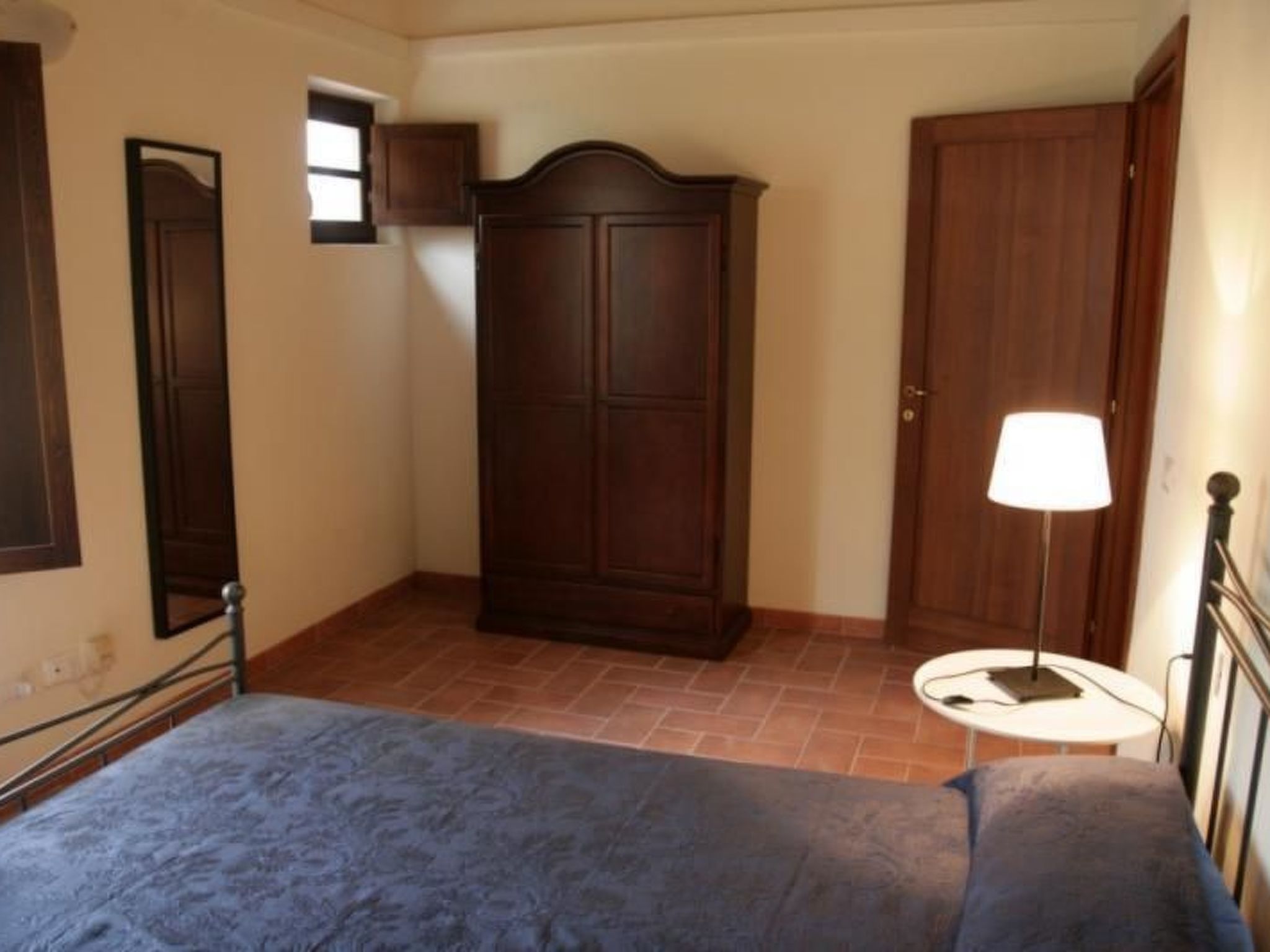 Mit Garten, Grill und Terrasse-Dedans