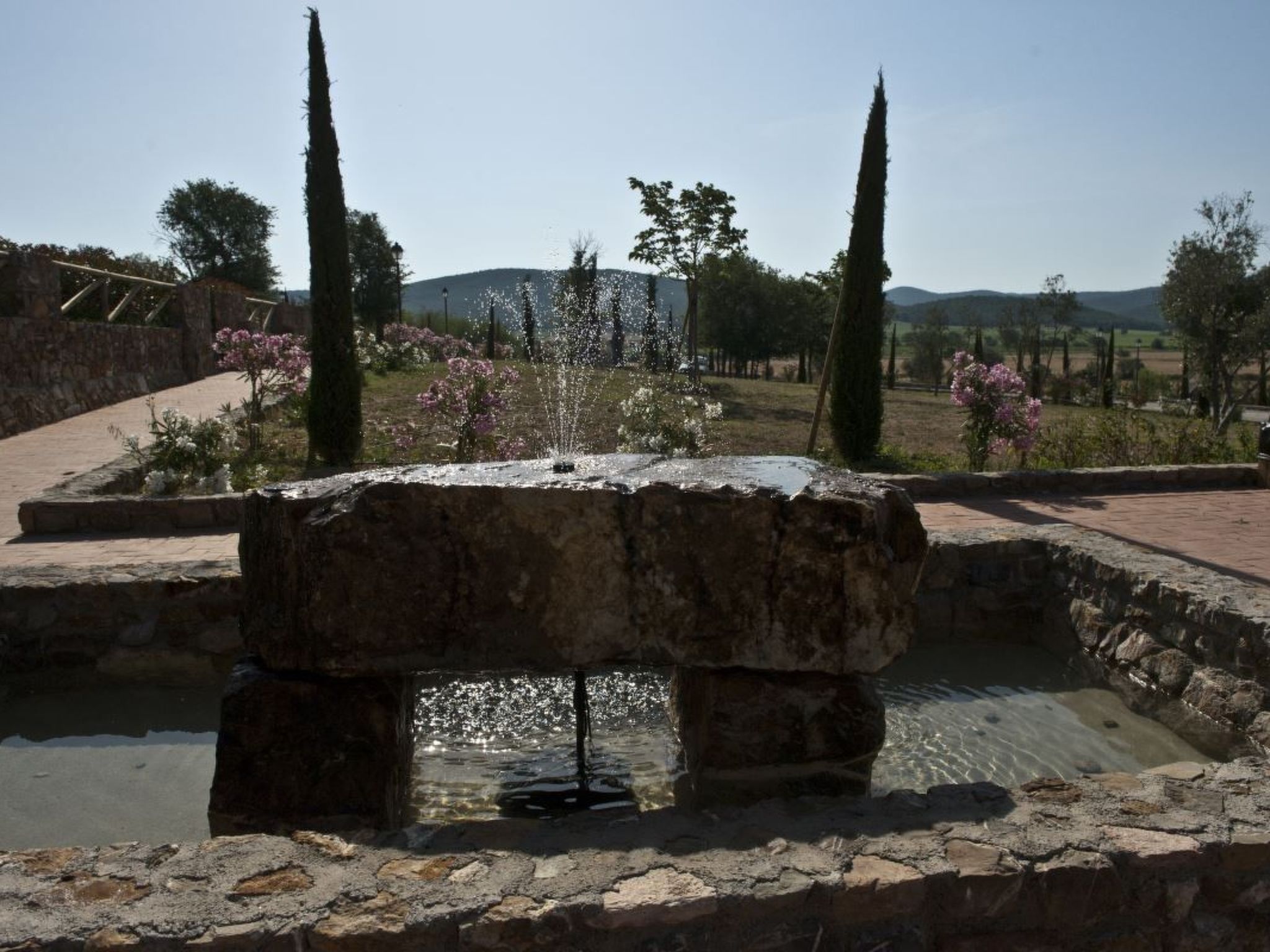 Mit Garten, Grill und Terrasse-Dedans