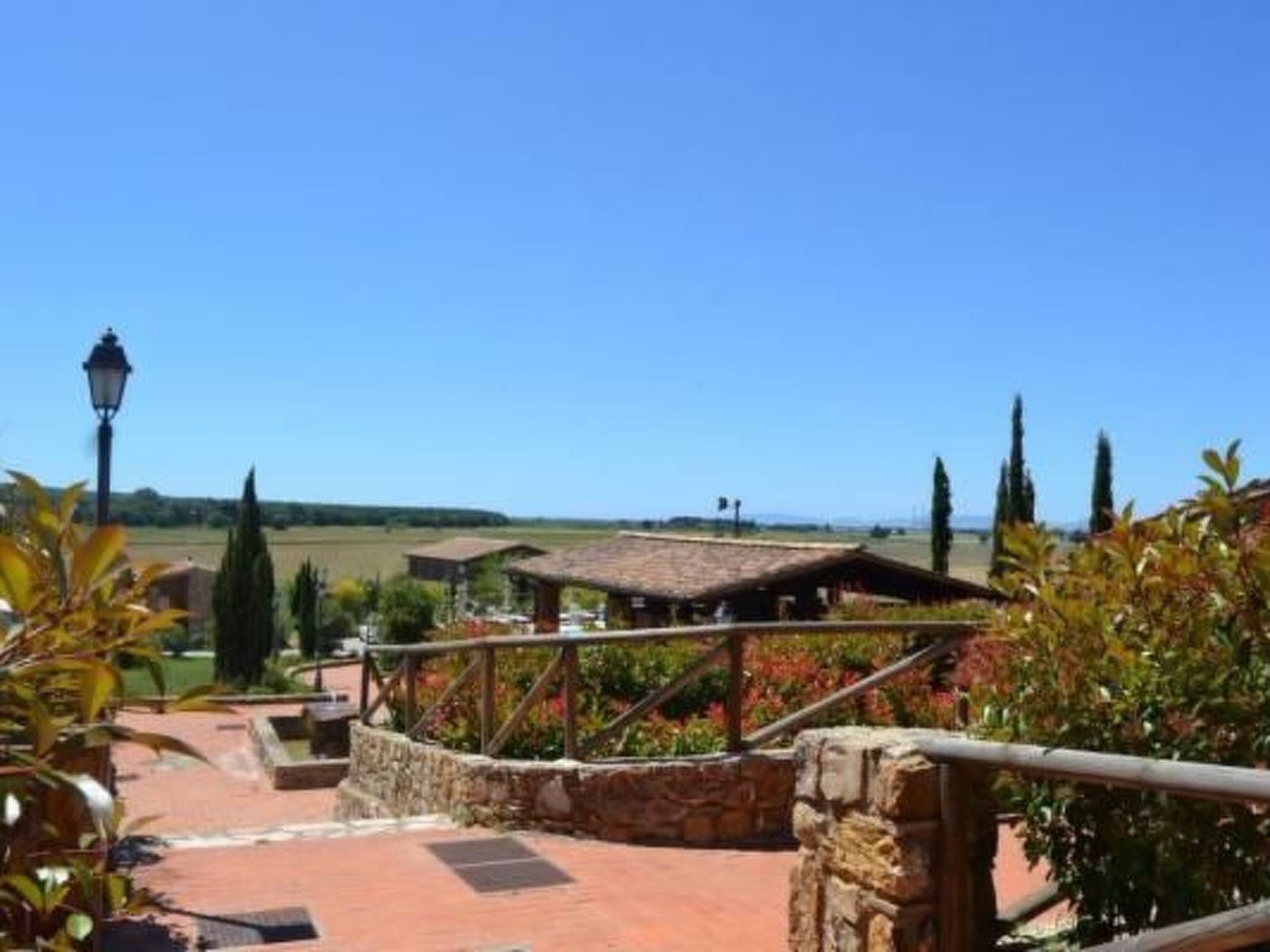 Mit Garten, Grill und Terrasse-Dedans