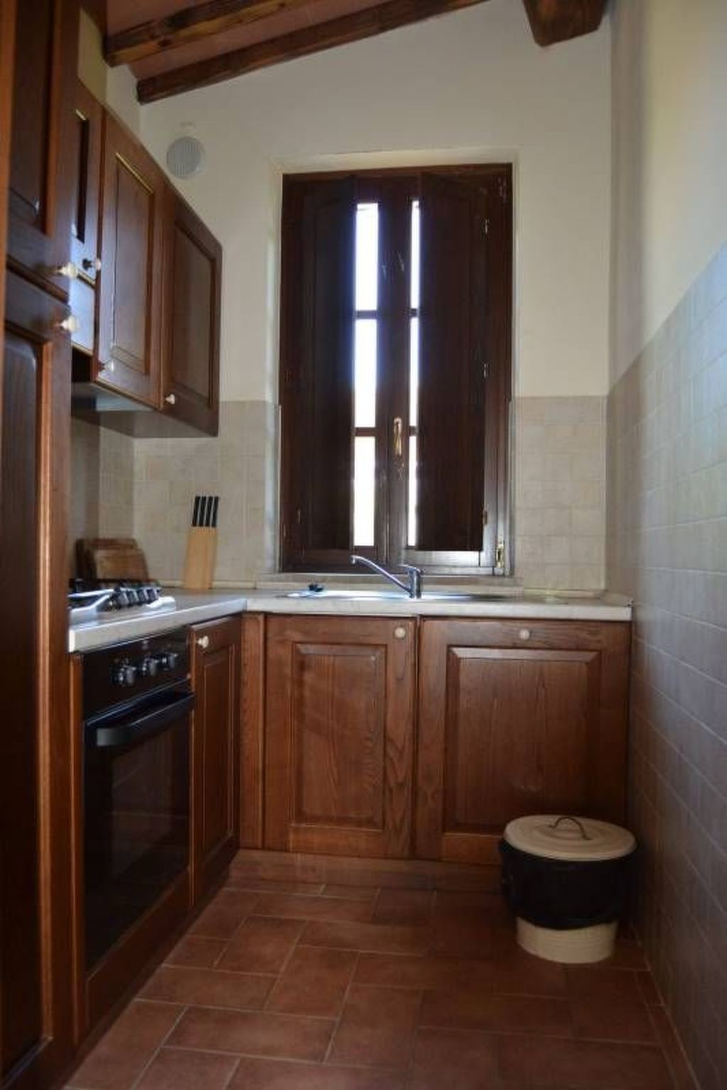 Superior Drei-Zimmer-Wohnung mit Garten und Pavillon-Drinnen