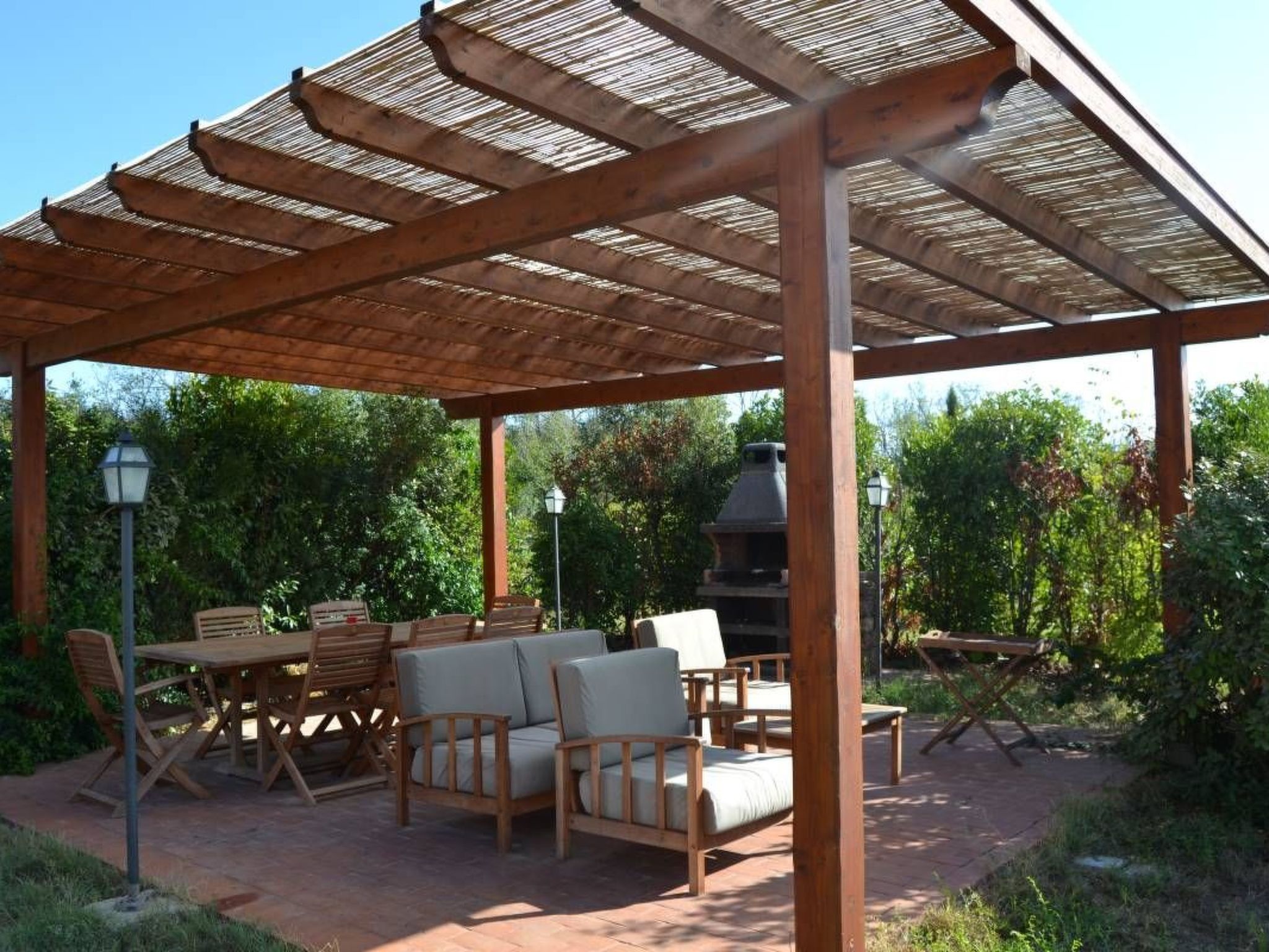 Superior Drei-Zimmer-Wohnung mit Garten und Pavillon-Drinnen