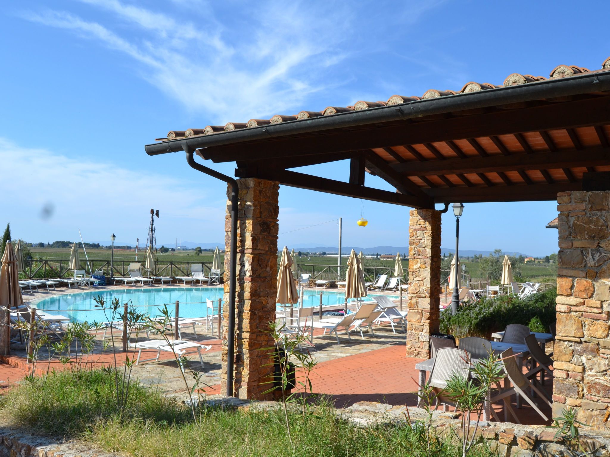 Superior Drei-Zimmer-Wohnung mit Garten und Pavillon-Drinnen