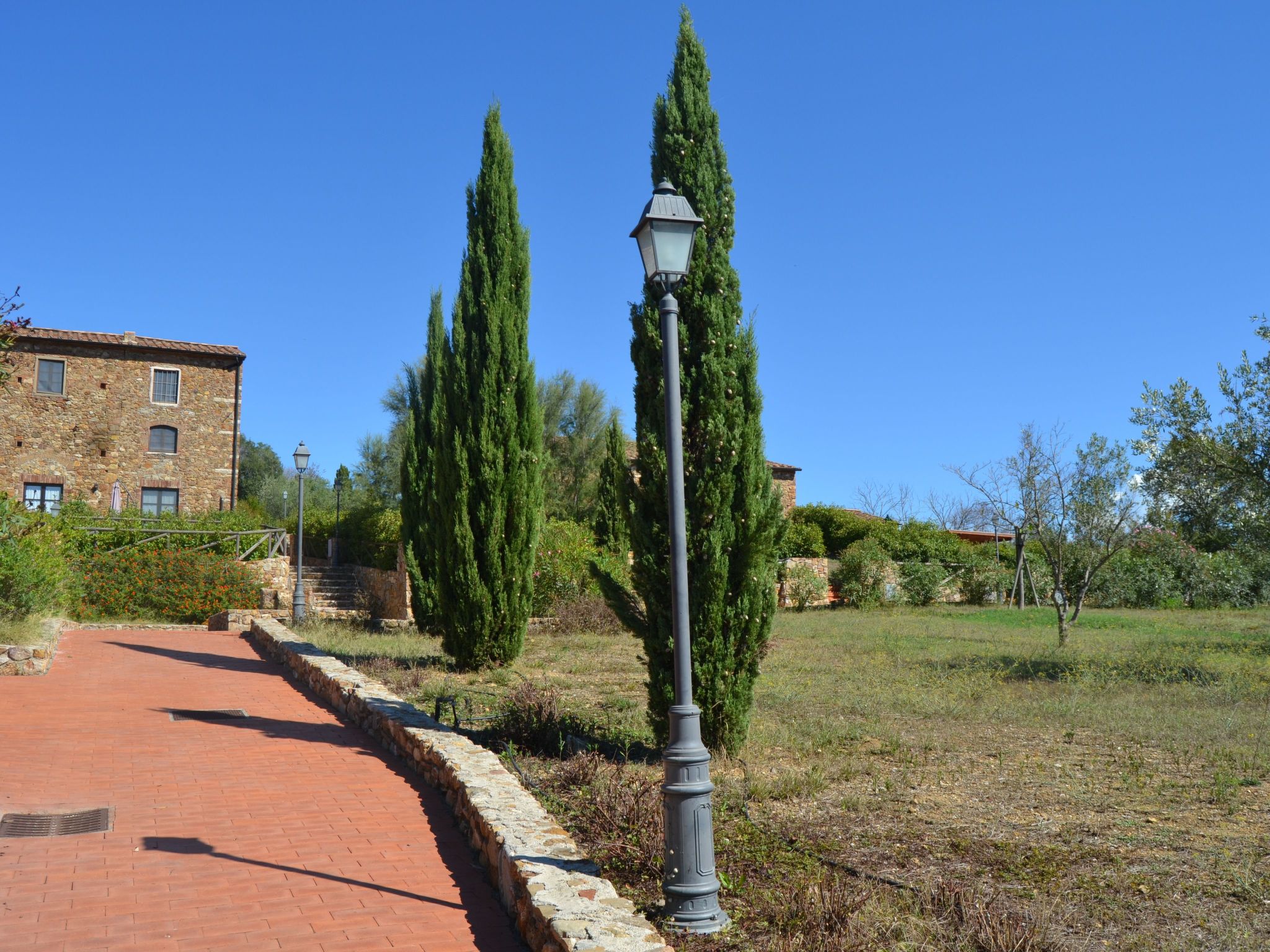 Superior Drei-Zimmer-Wohnung mit Garten und Pavillon-Drinnen
