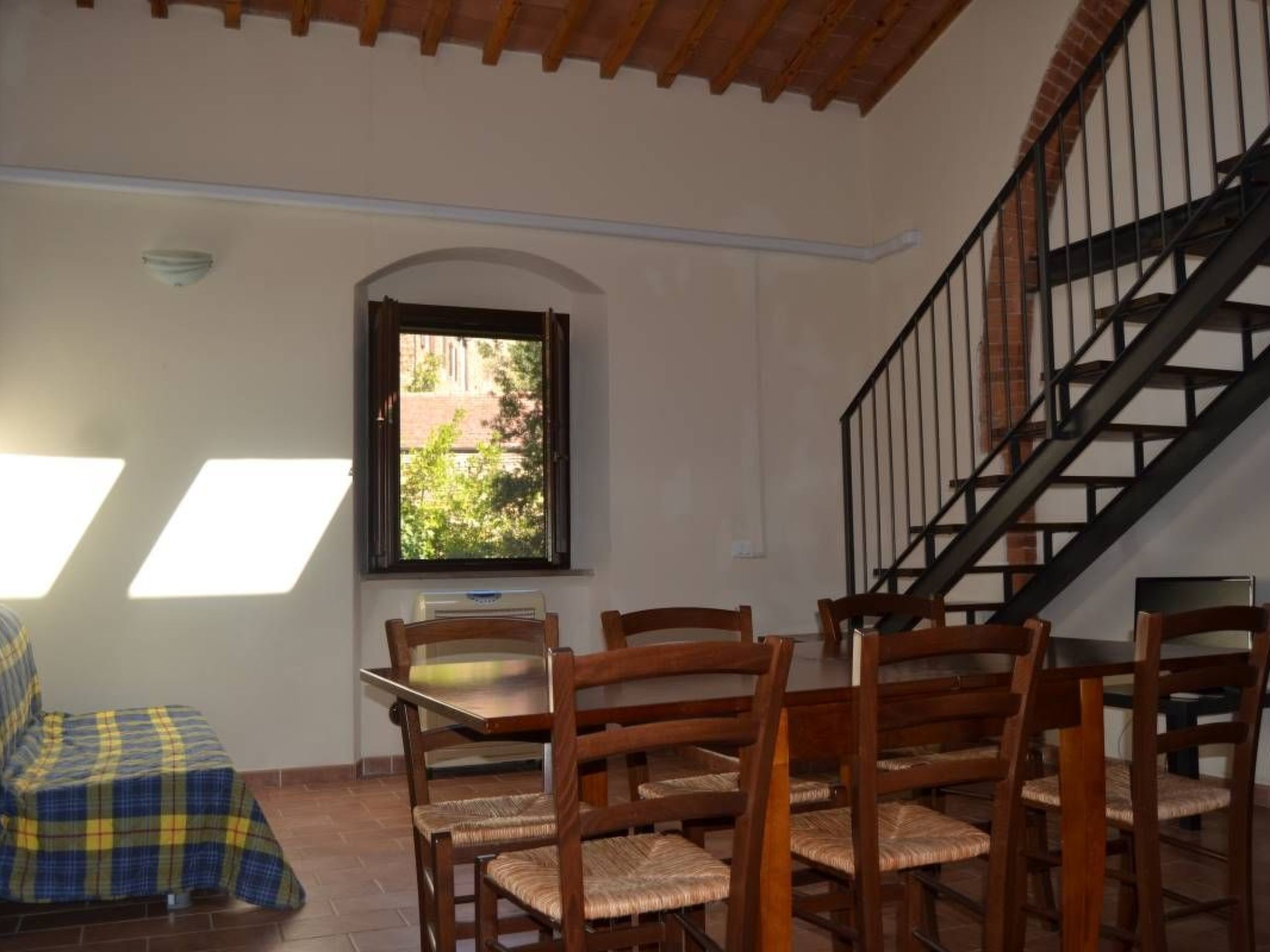 Wohnung auf der ersten Etage-Image-tags.info