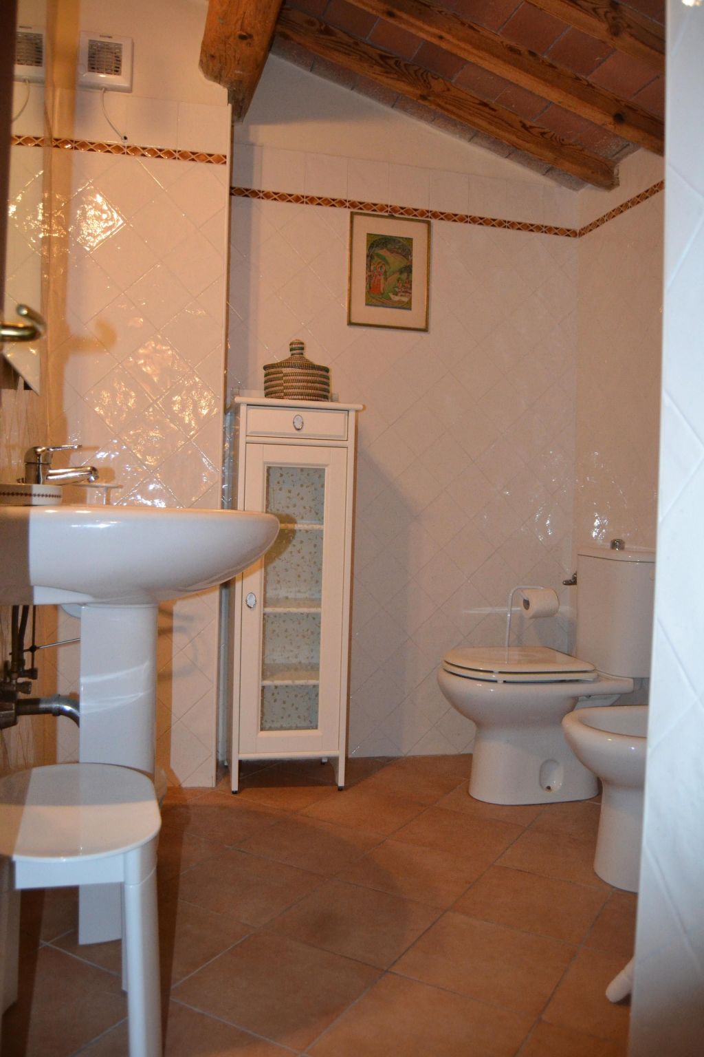 Wohnung auf der ersten Etage-Image-tags.info