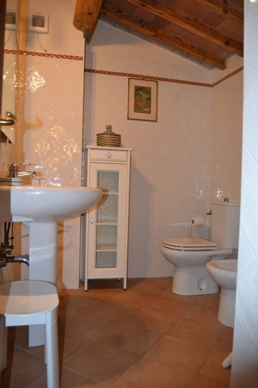 Wohnung auf der ersten Etage-Image-tags.info