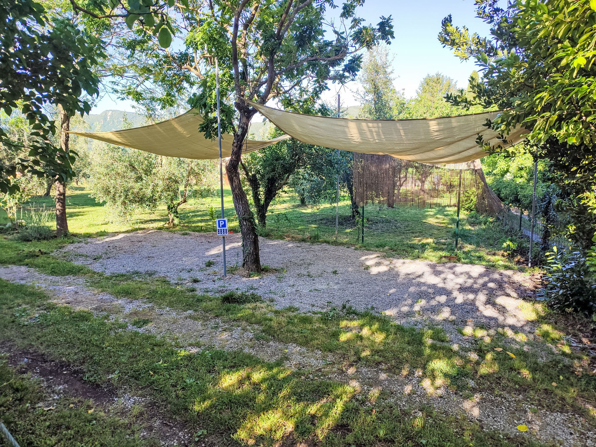 Capriolo' Wohnung Erdgeschoss - Buiten