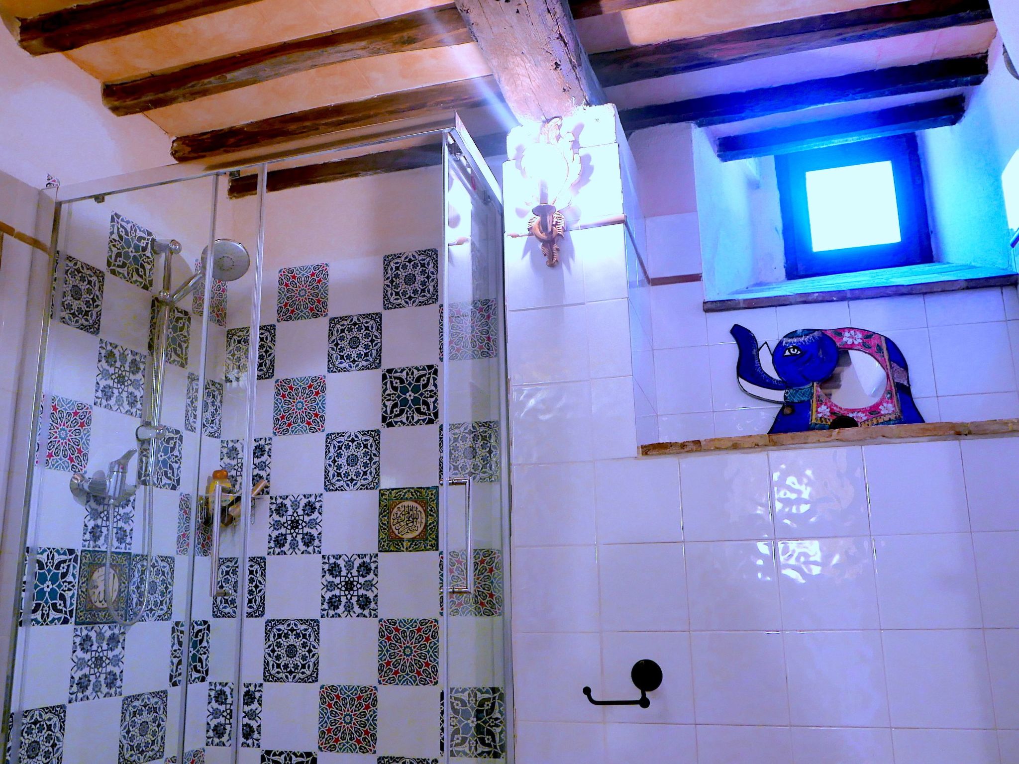 Charmantes Ferienhaus in Ciciano mit Grill, Garten und gemeinsamem Pool und Pan-Image-tags.info