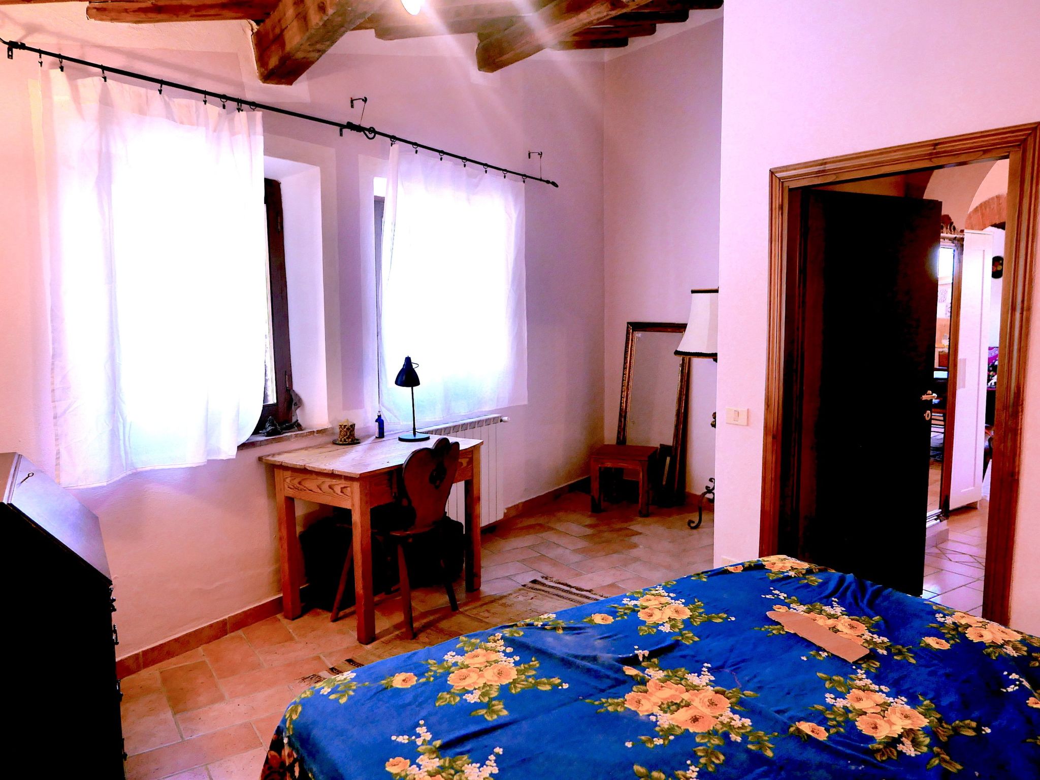 Charmantes Ferienhaus in Ciciano mit Grill, Garten und gemeinsamem Pool und Pan-Image-tags.info