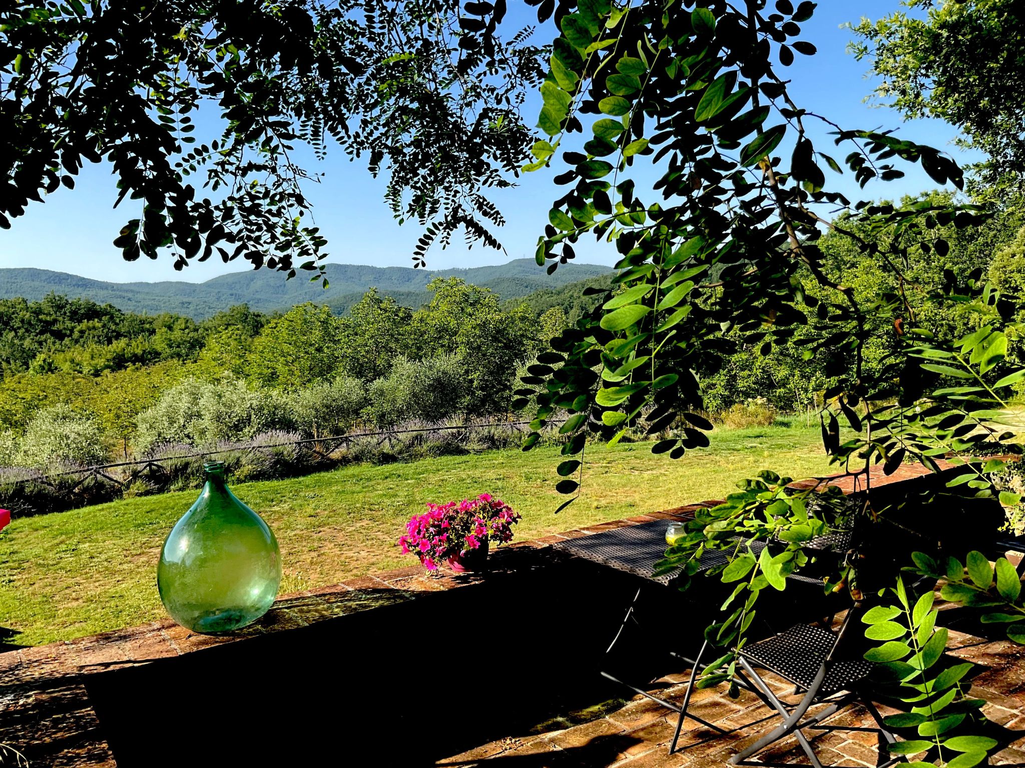 Ruhiges Ferienhaus mit Garten und Panoramablick - Image-tags.info