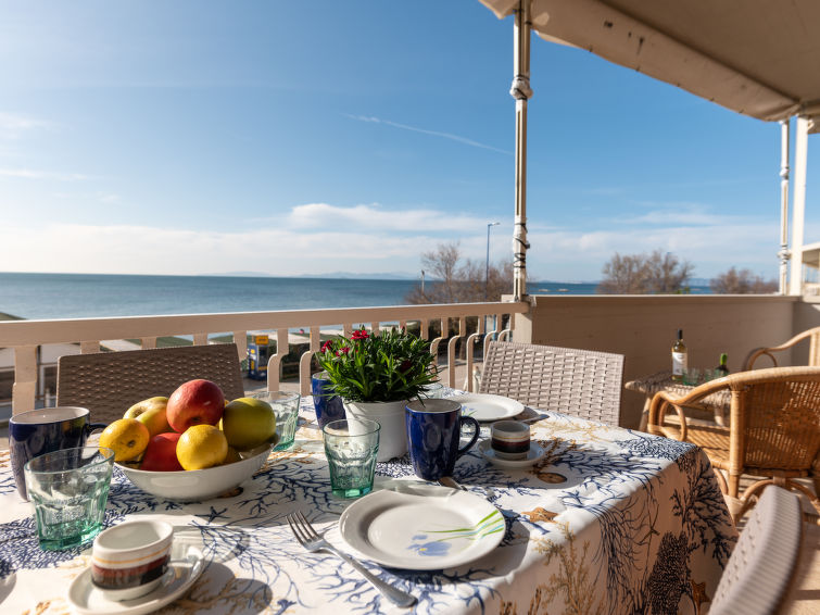 Search and Stay destination Follonica, Toscana - Italy from AU$ 331. La casa sul mare