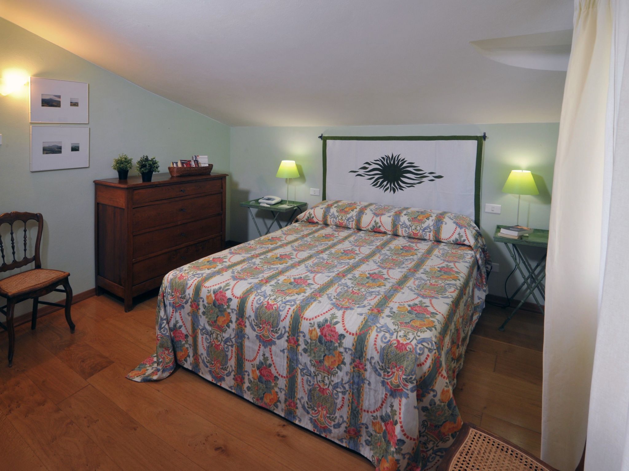 Wohnung in Sarteano mit Privatparkplatz-Drinnen