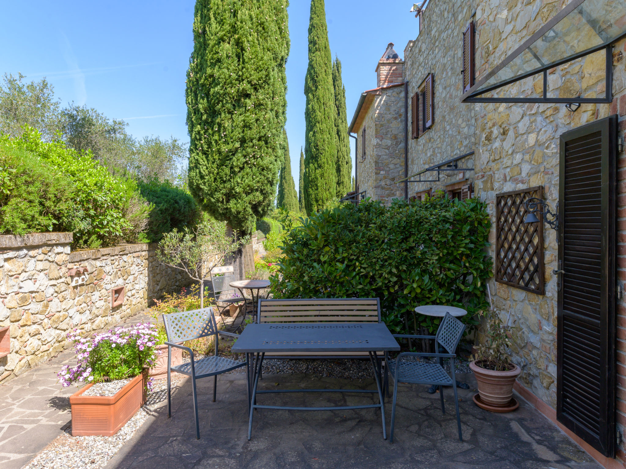 Steffi's House - Buiten