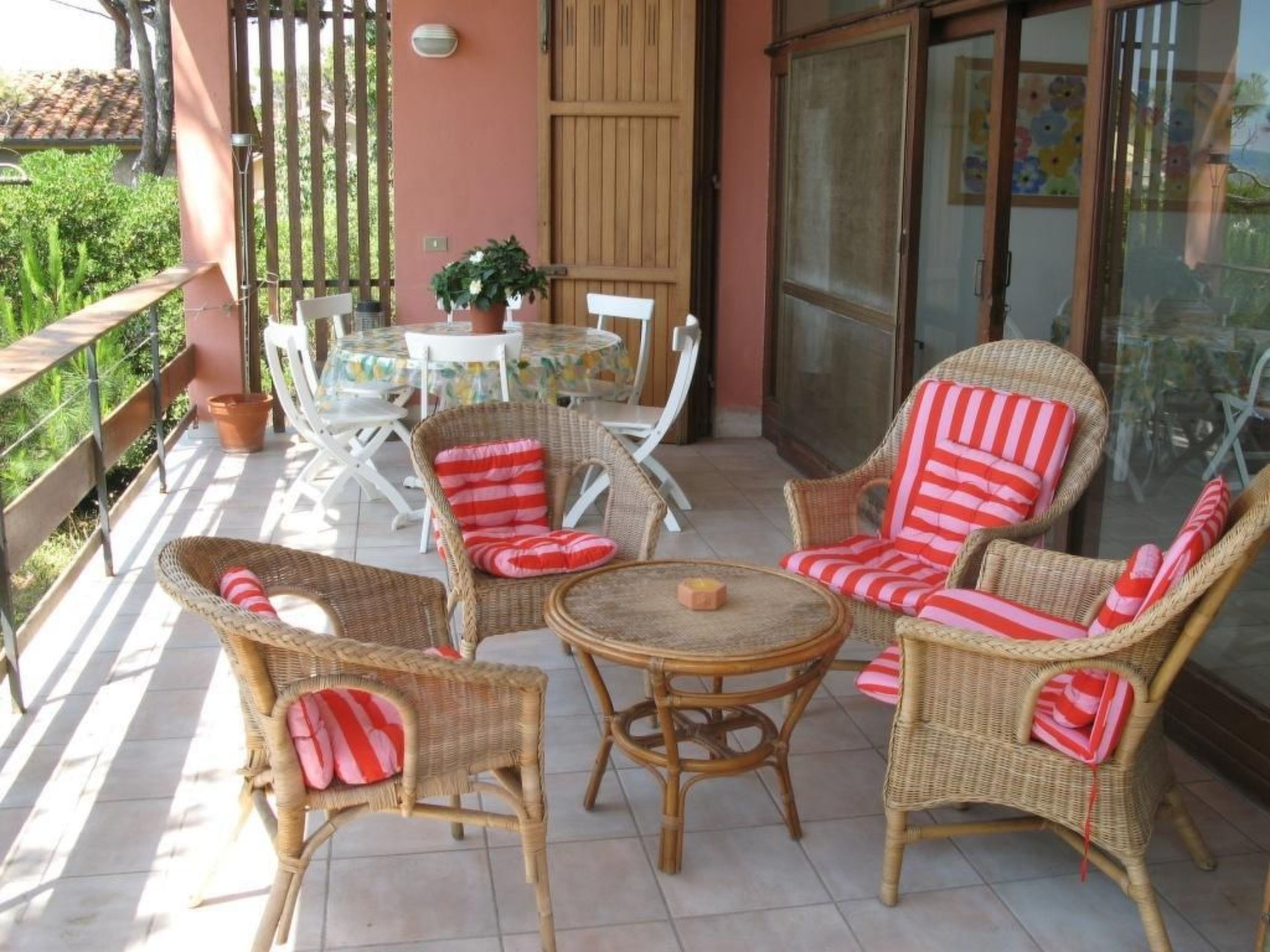 Villa Giacaranda-Binnen