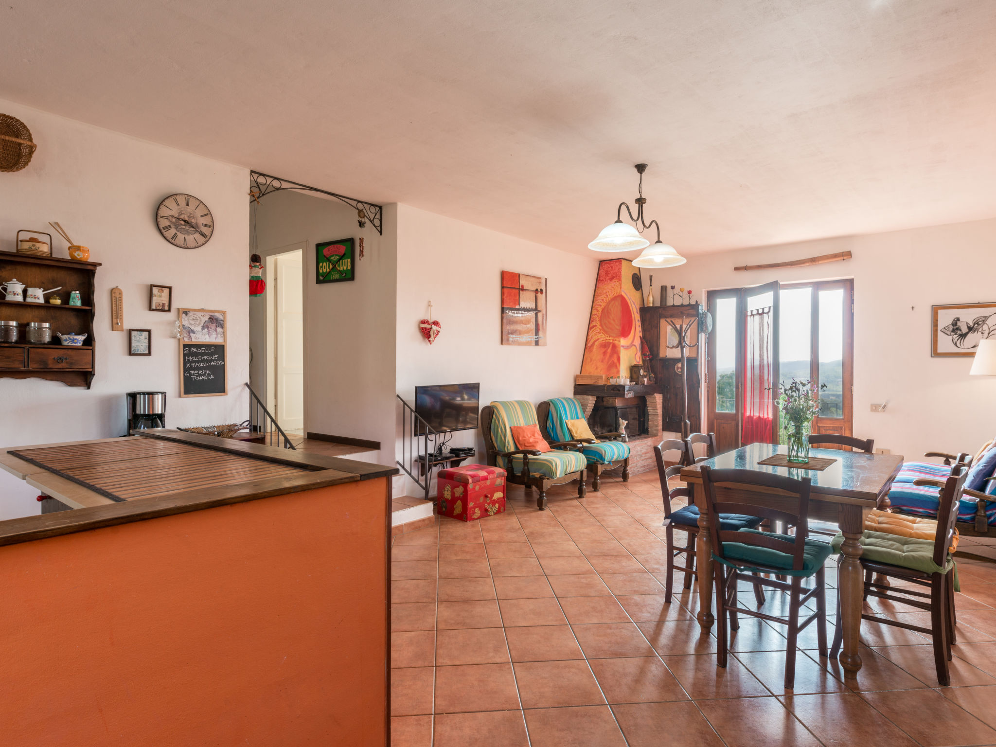 Kitchen / Dining Room