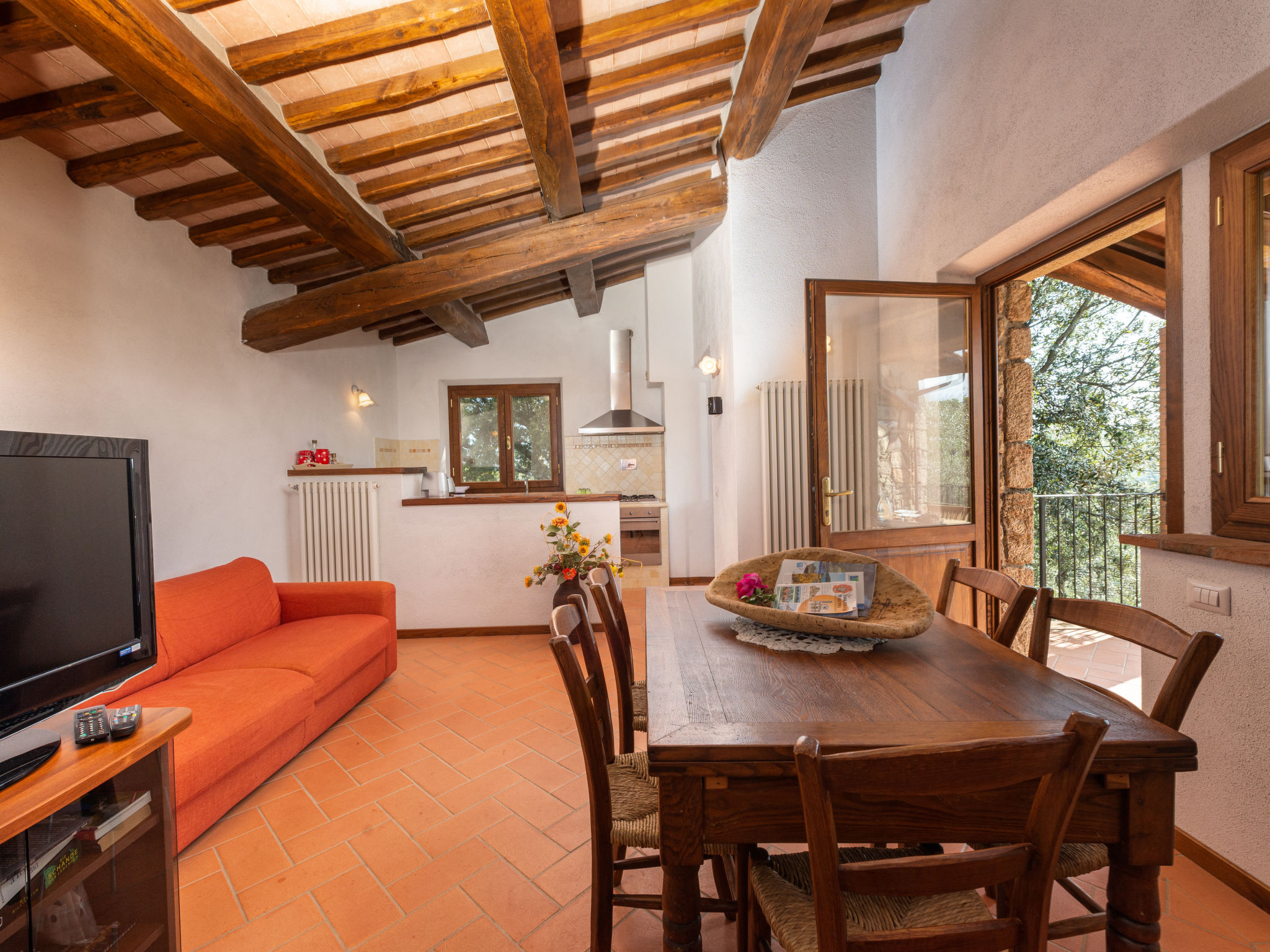 Kitchen / Dining Room