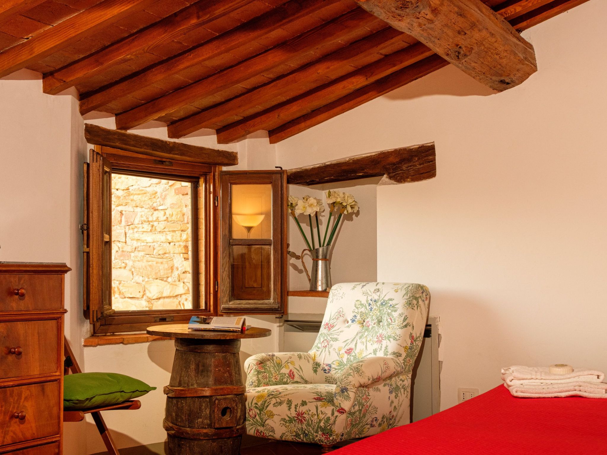 Sage' Anwesen mit Gemeinschaftspool-Drinnen