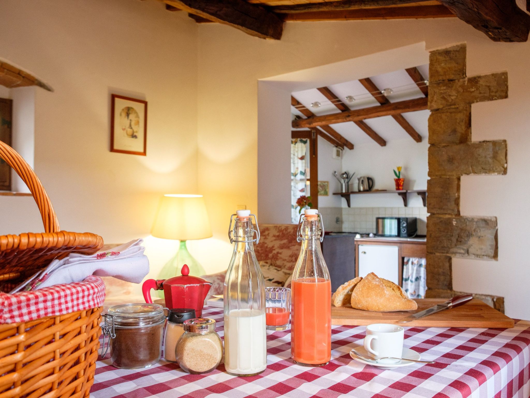 Sage' Anwesen mit Gemeinschaftspool-Drinnen