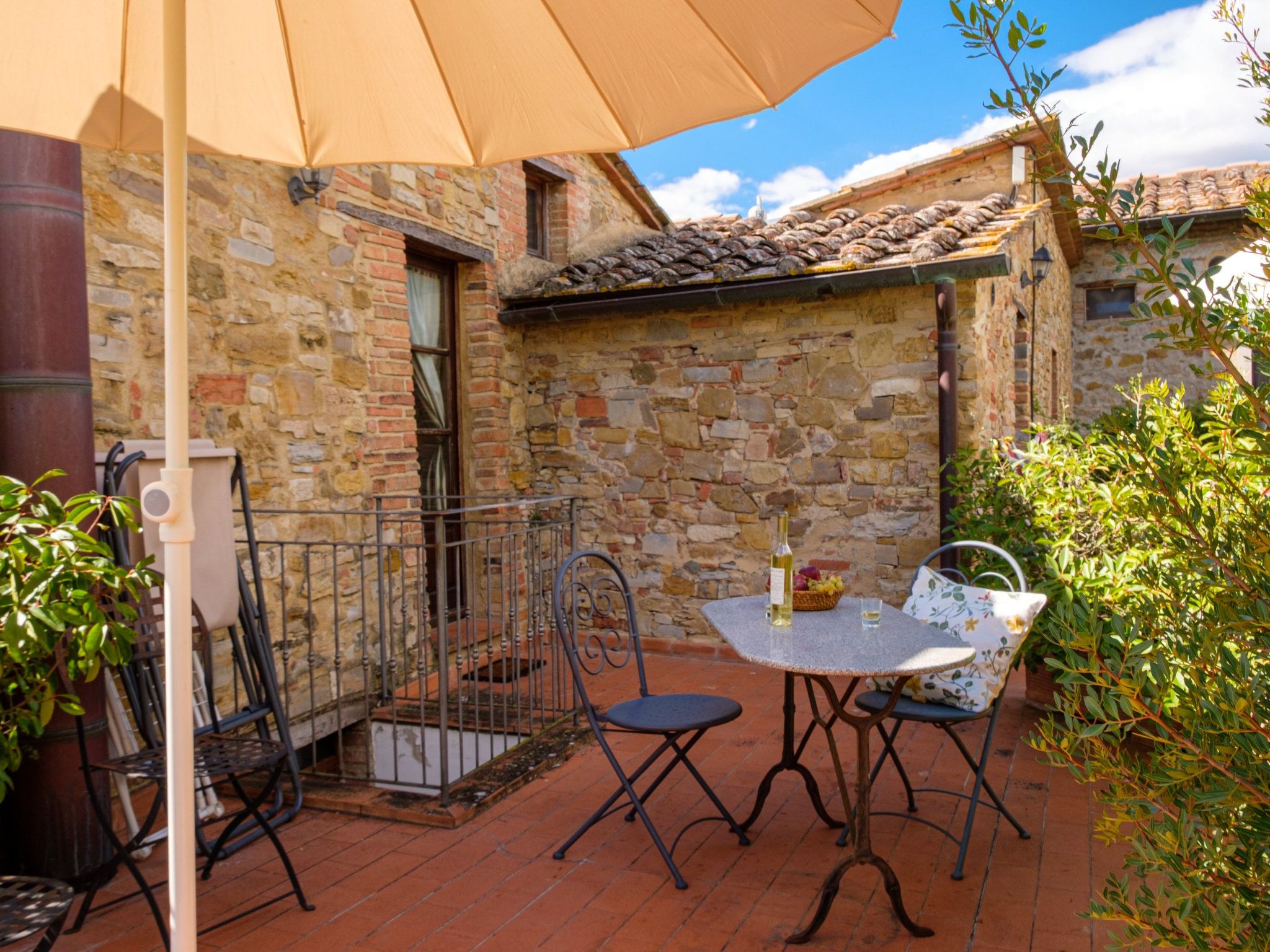 Sage' Anwesen mit Gemeinschaftspool-Drinnen