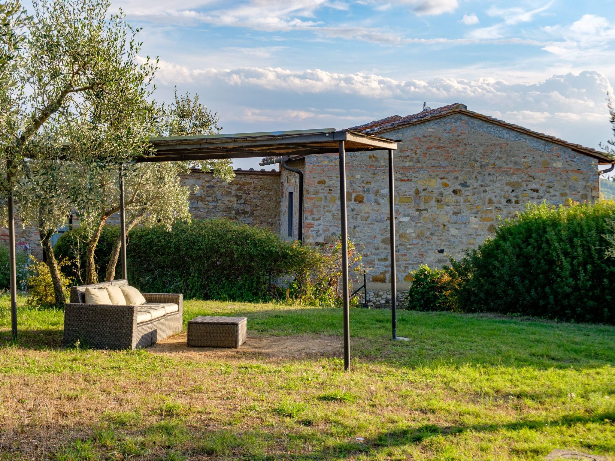 Sage' Anwesen mit Gemeinschaftspool-Drinnen