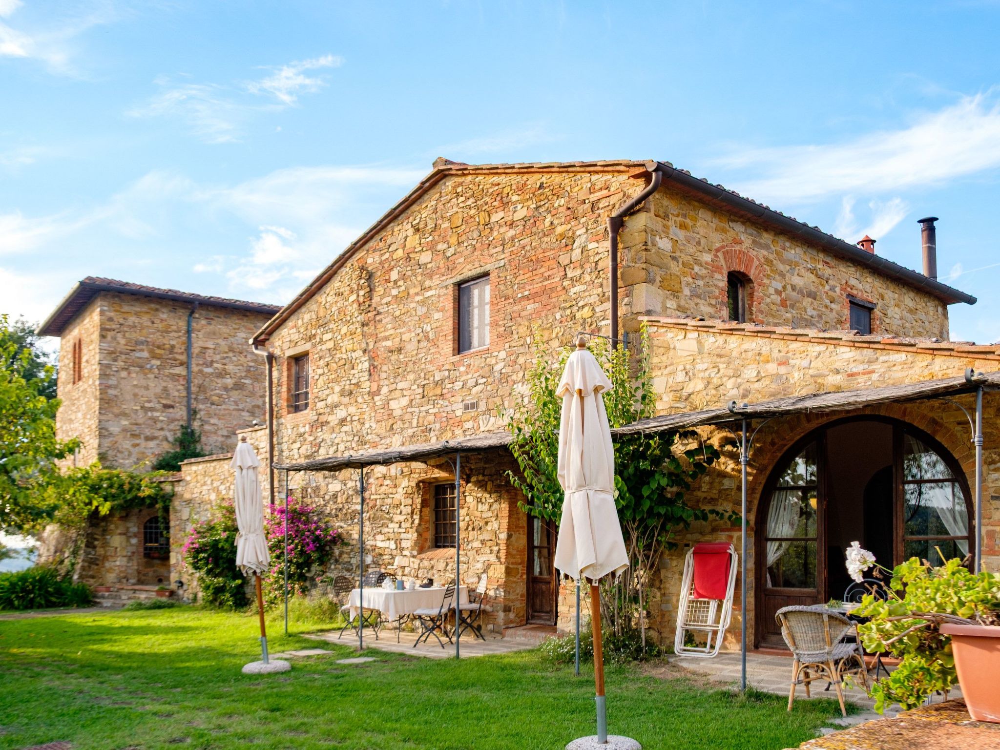 Anwesen "Lavanda2" mit Gemeinschaftspool-Binnen