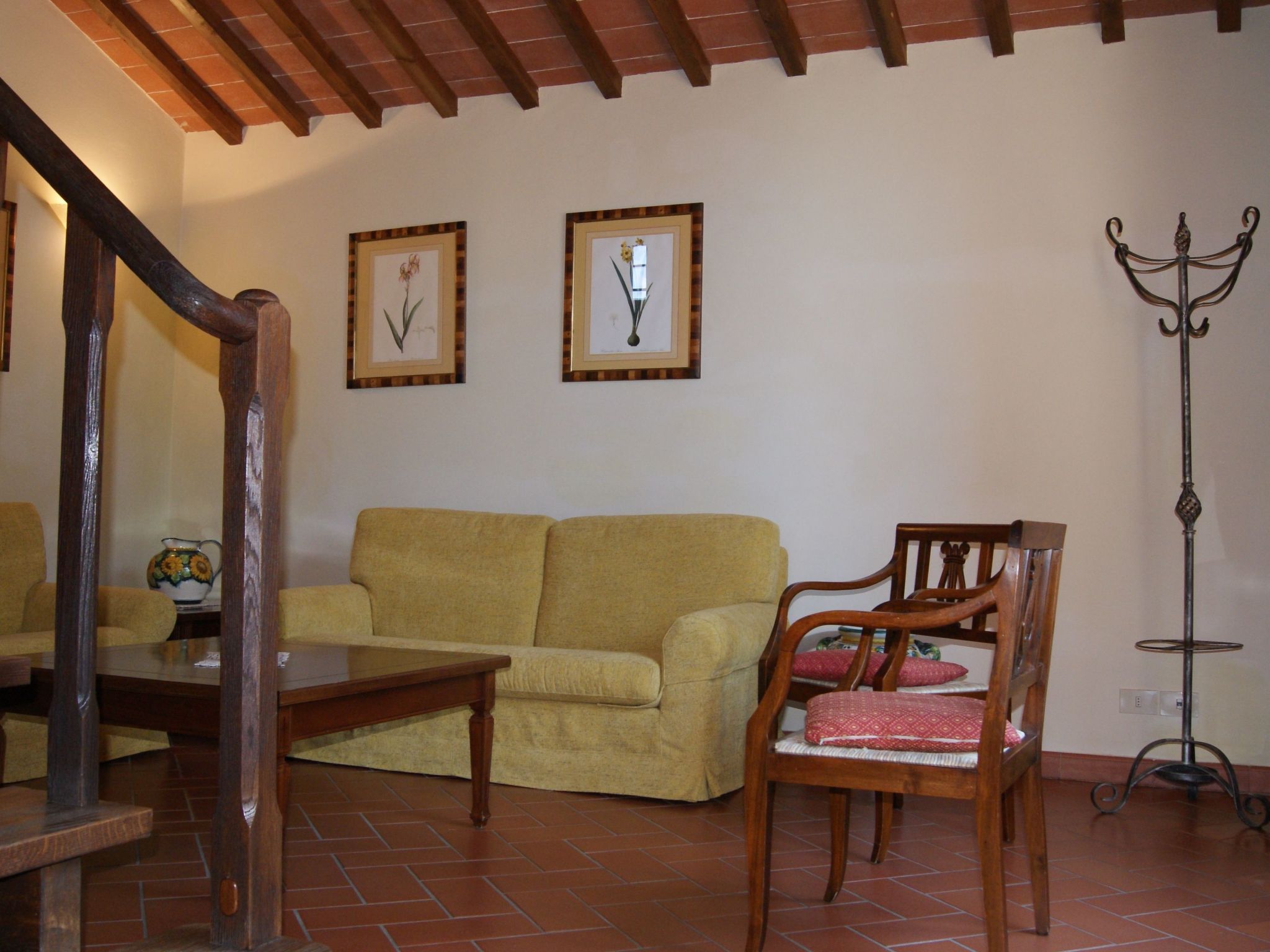 Wohnung mit Privatparkplatz und schöner Aussicht-Image-tags.info