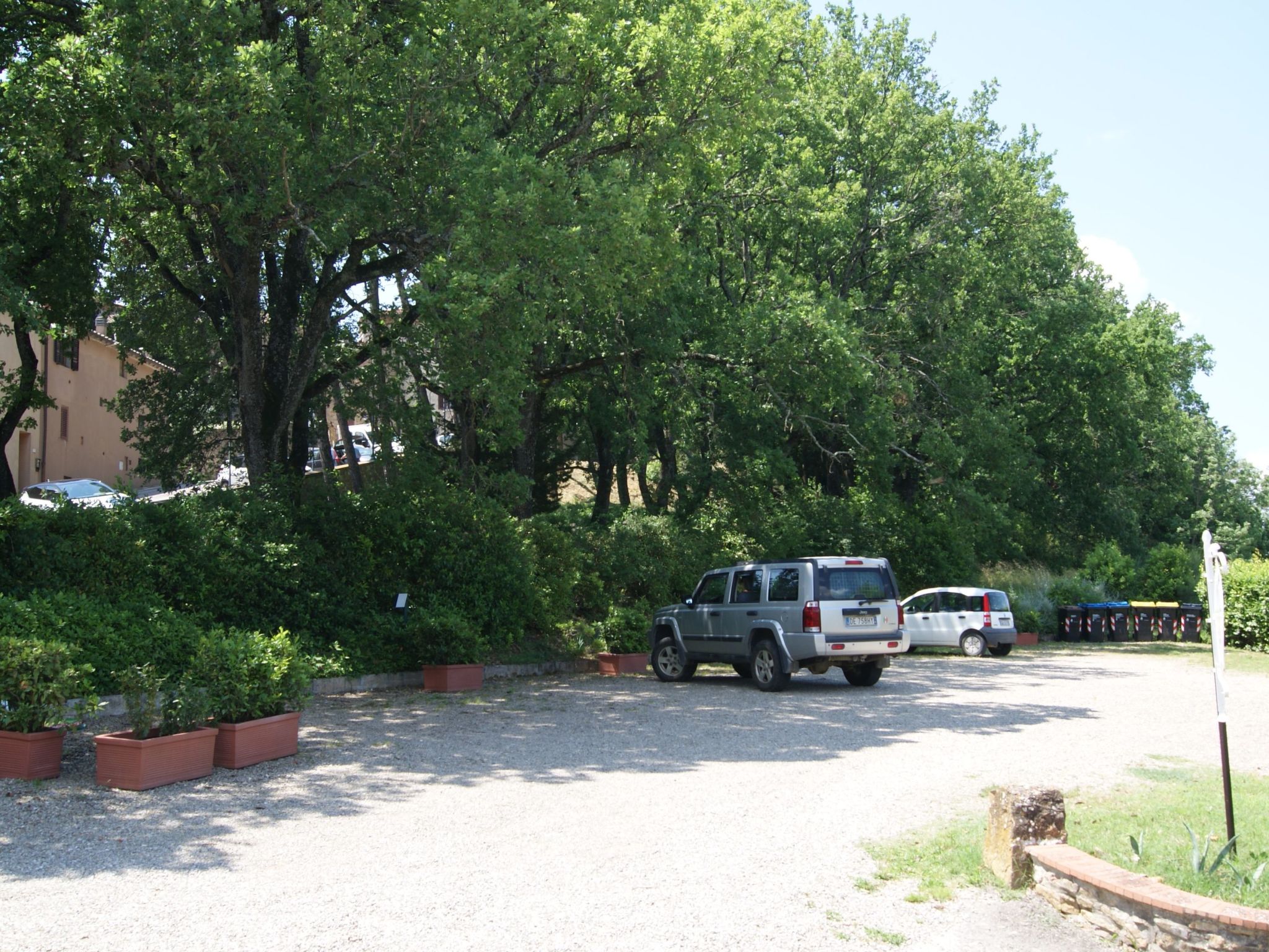 Wohnung mit Privatparkplatz und schöner Aussicht-Image-tags.info