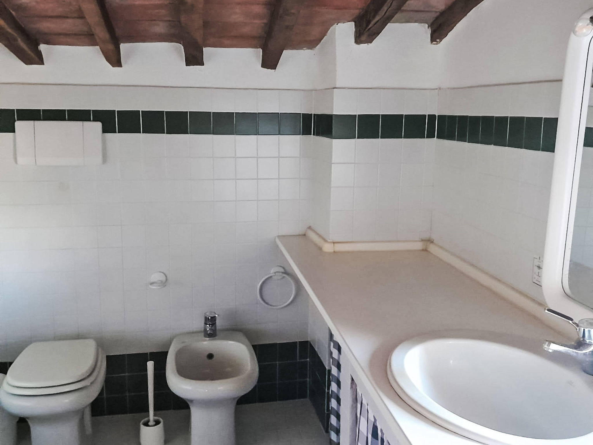 Gemütliche blaue Wohnung mit Garten - Drinnen