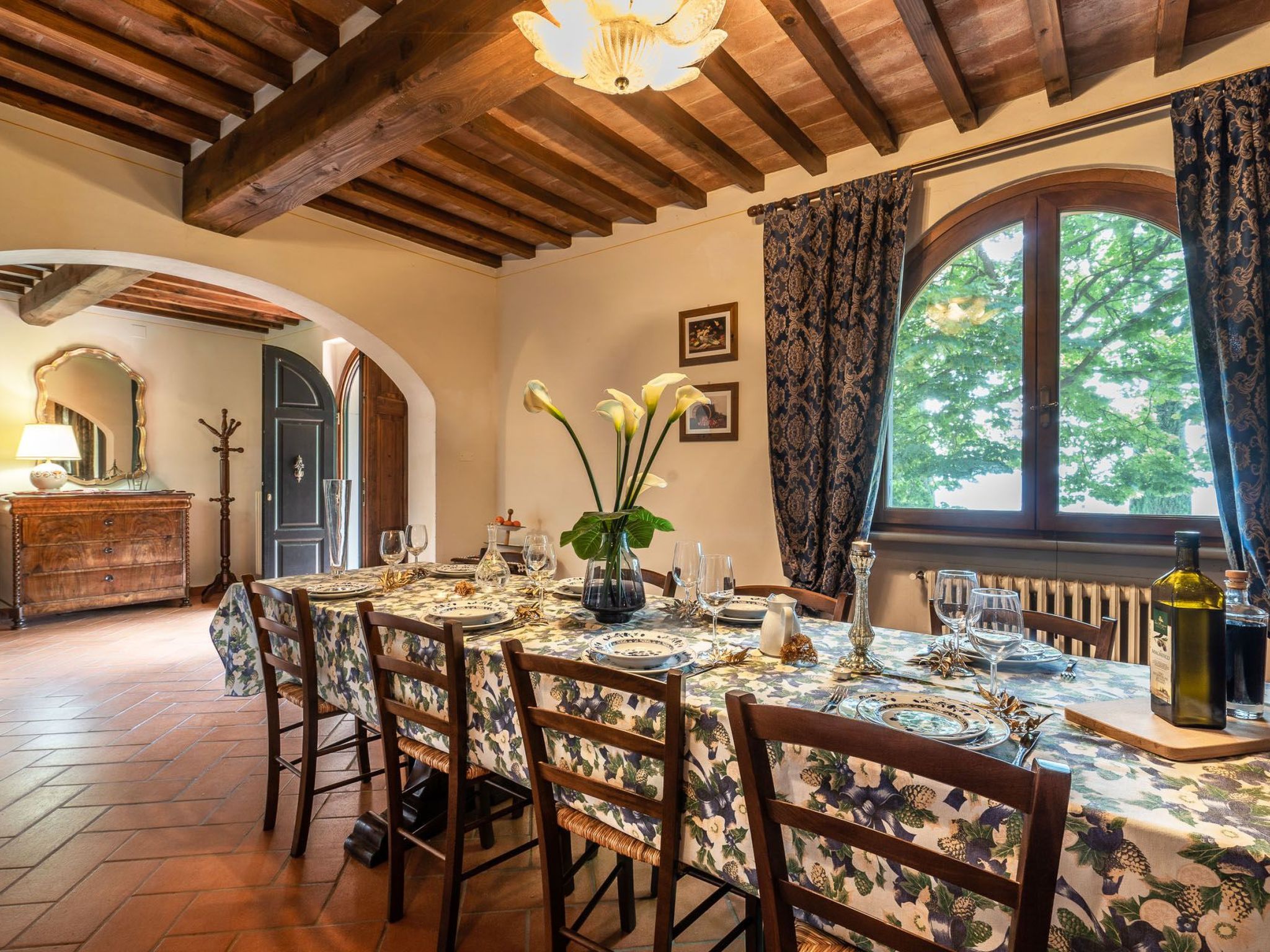 Weingut Le Caselle-Drinnen