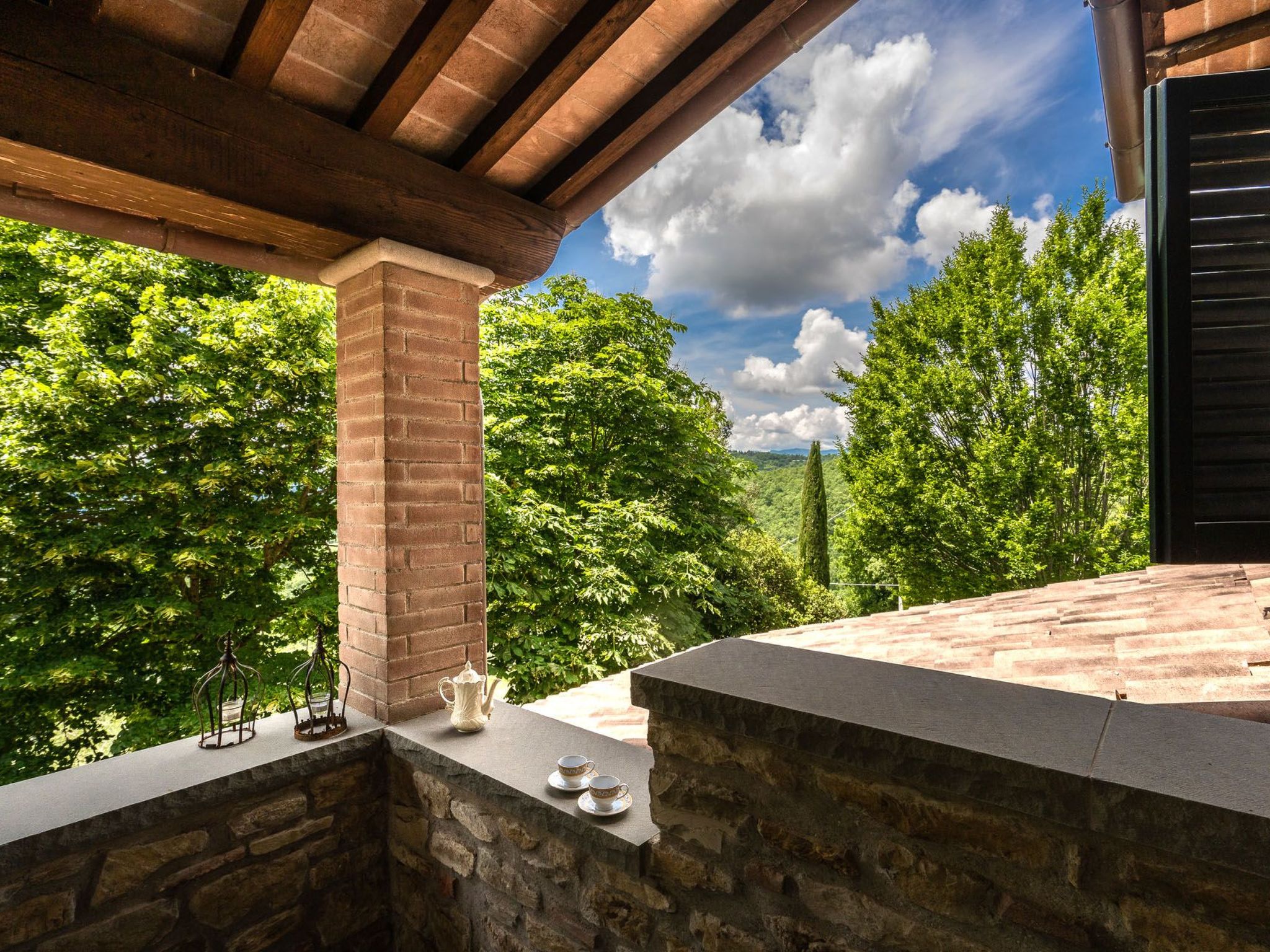 Weingut Le Caselle-Drinnen