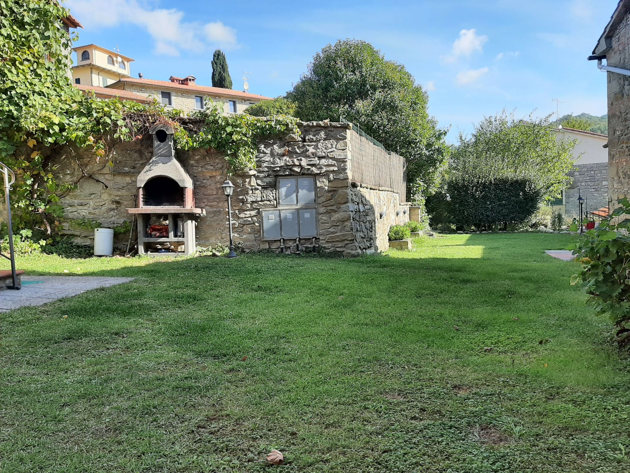 Borgocasalino - La Corte-Binnen