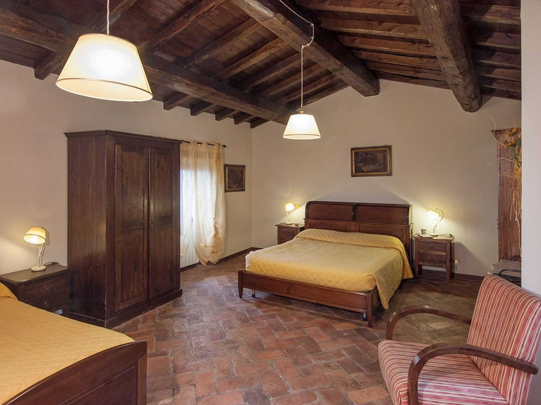 Geranei Haus mit Schwimmbad zwischen Florenz und Arezzo-Binnen