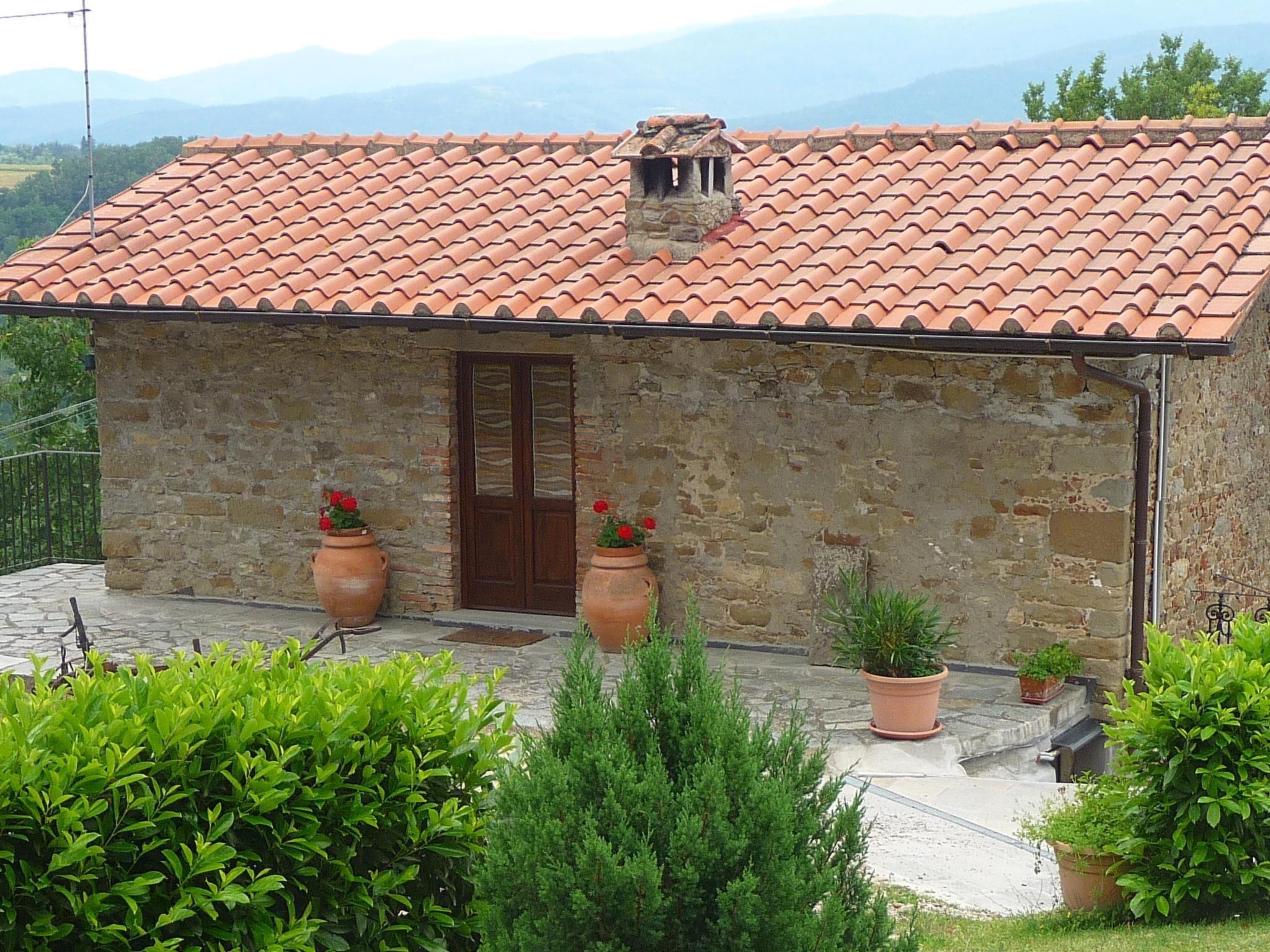 Geranei Haus mit Schwimmbad zwischen Florenz und Arezzo-Binnen