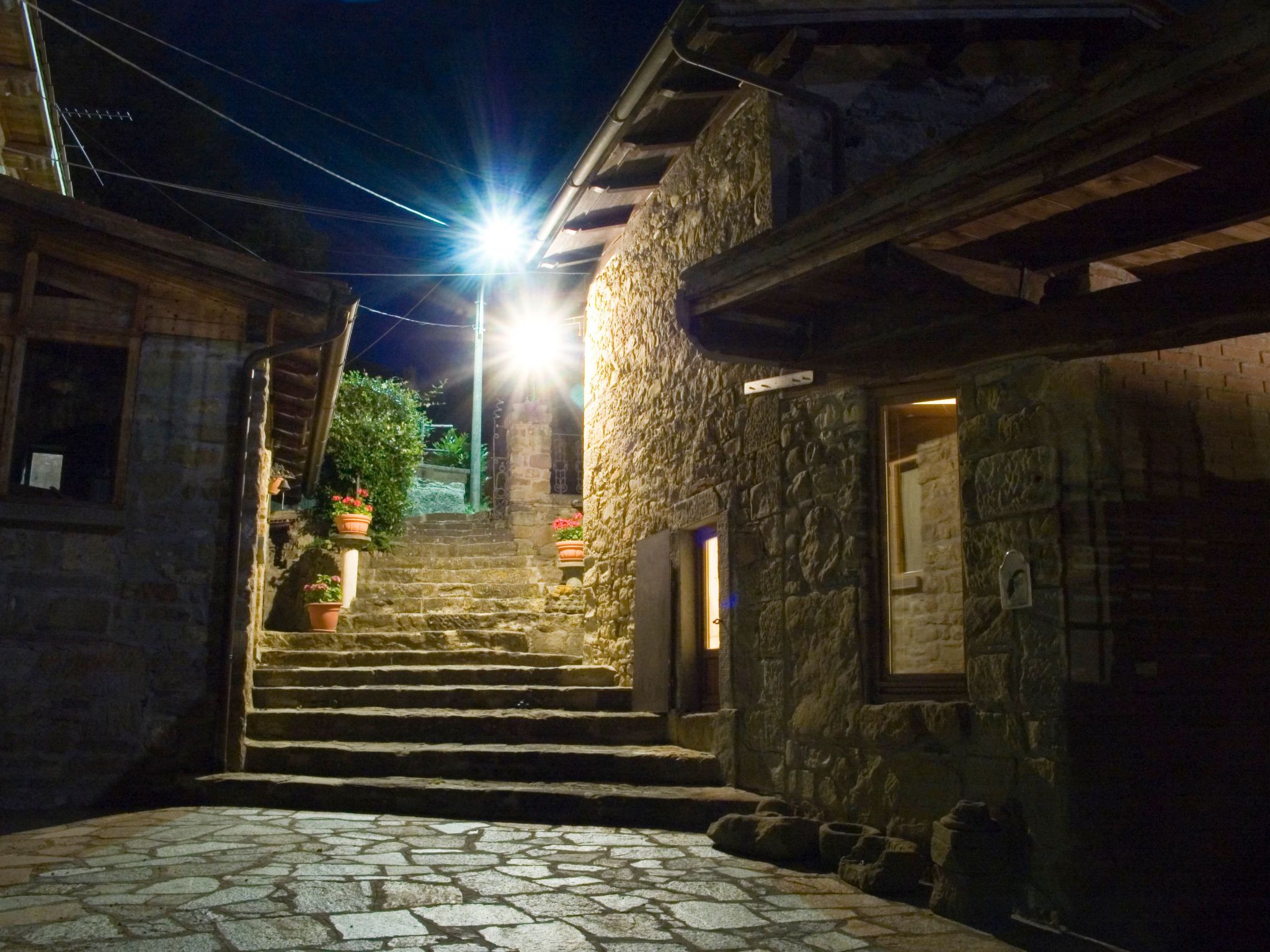 Geranei Haus mit Schwimmbad zwischen Florenz und Arezzo-Binnen