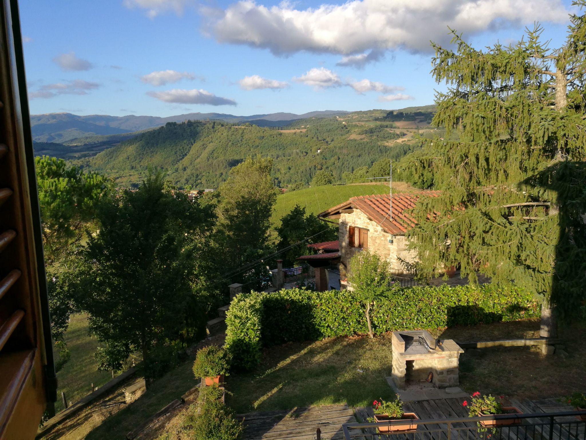 Geranei Haus mit Schwimmbad zwischen Florenz und Arezzo-Binnen
